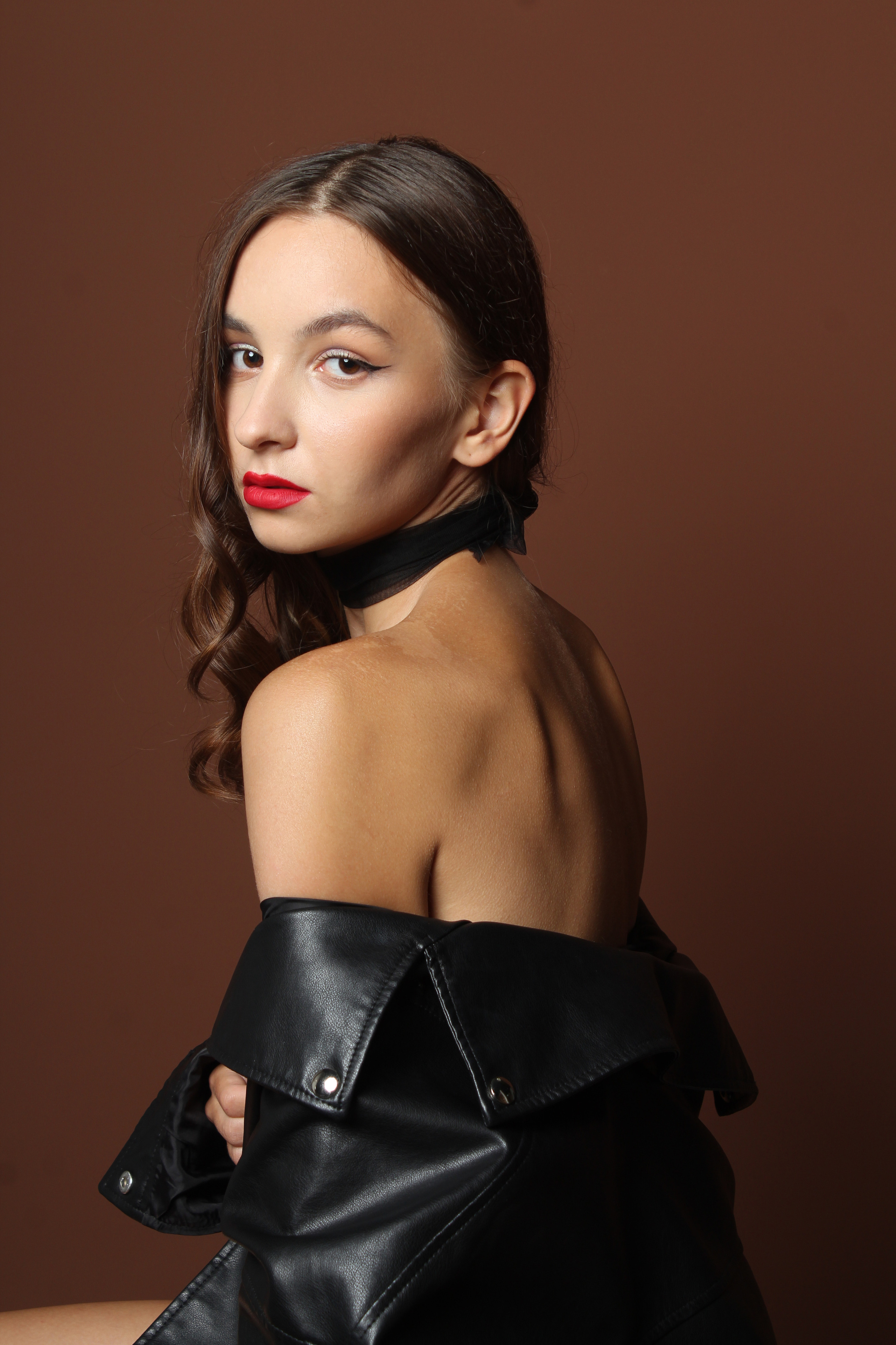 Модель для предметной съемки  Алина В Сочи| Sale Easy