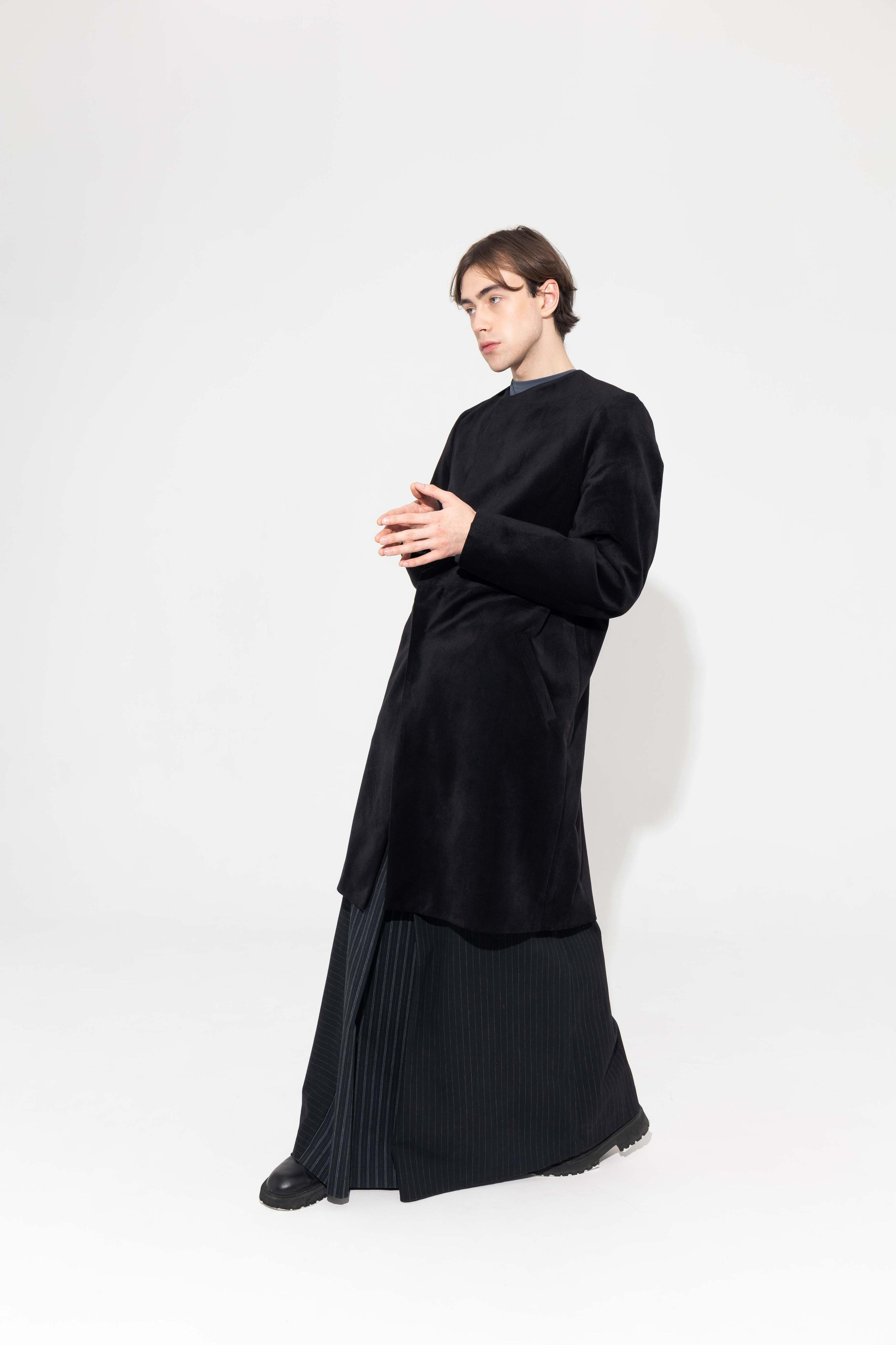 Модель для съемки для интернет магазинов Макс А. Москва | Sale Easy