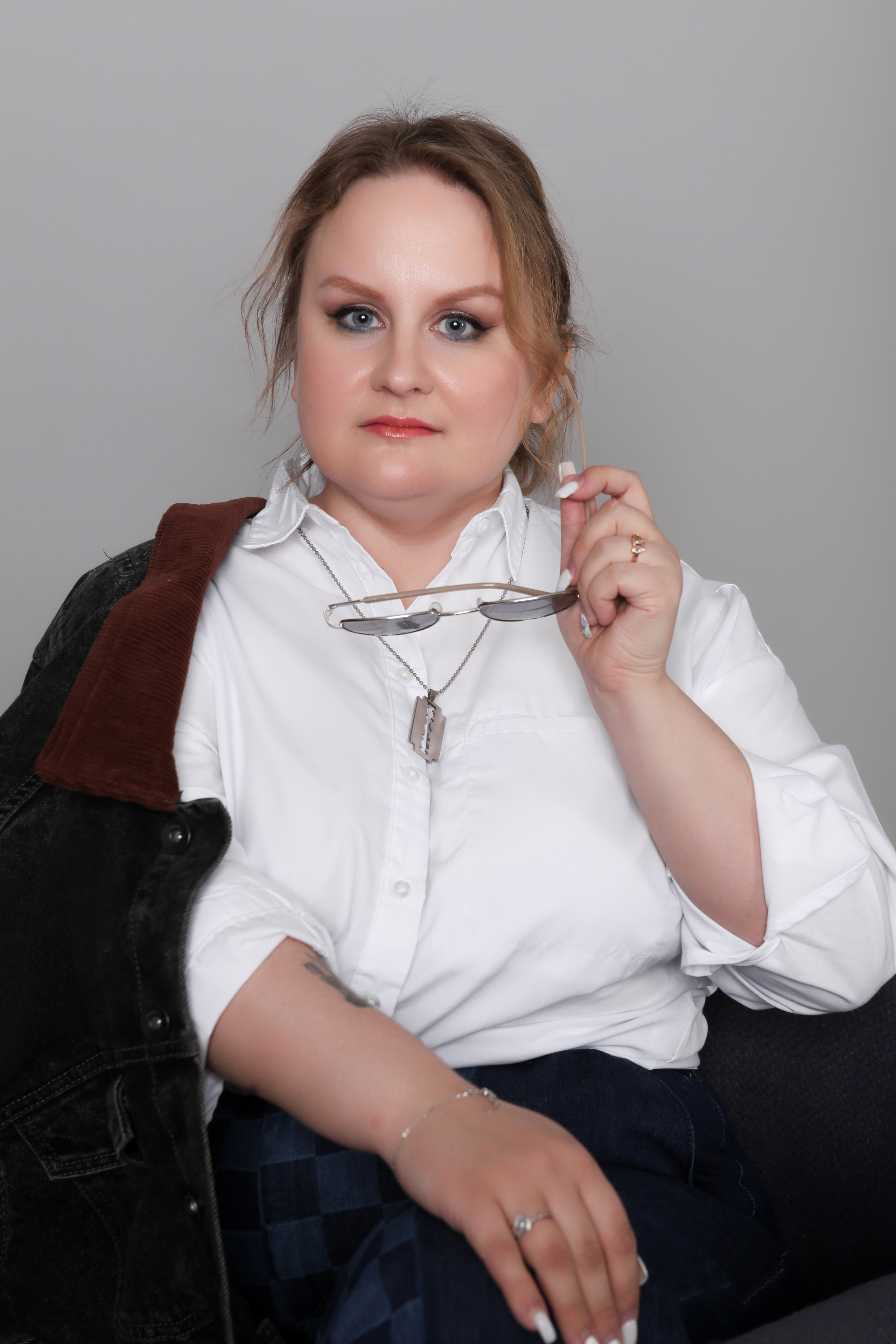 Модель plus size  для предметной съемки Света Б.  Новосибирск|Sale Eas