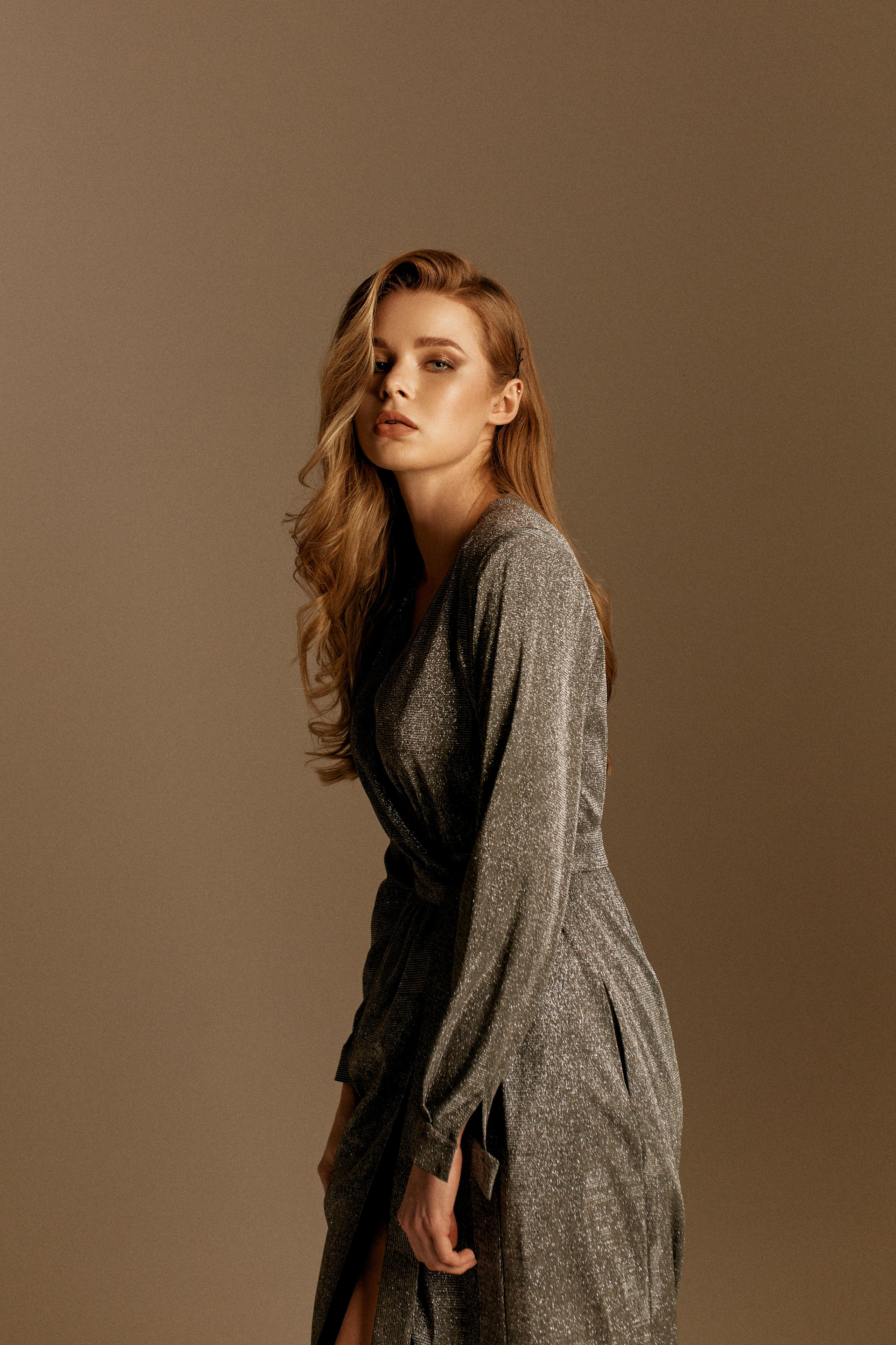 Модель для предметной съемки Дария И. Москва| Sale Easy