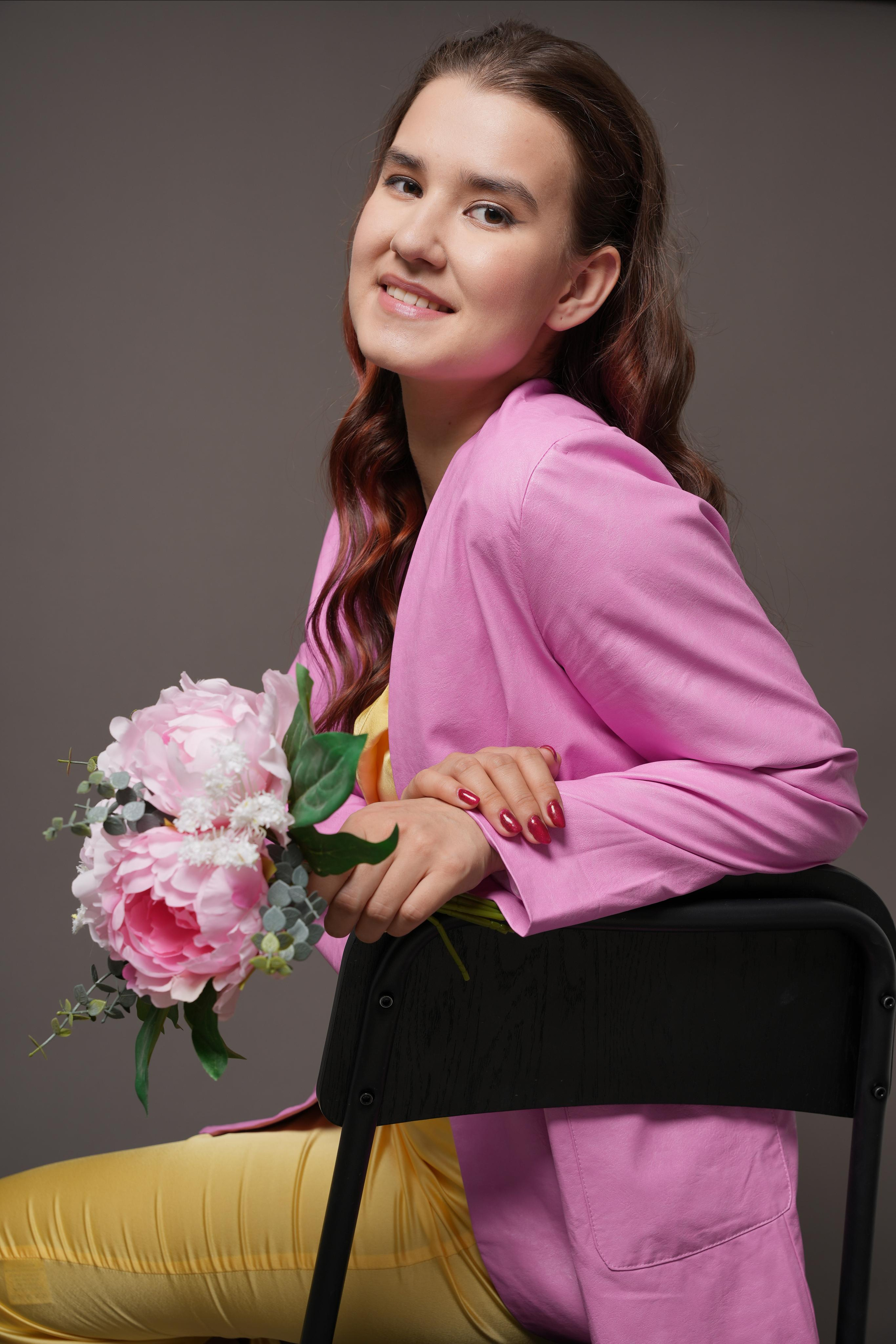 Модель для предметной съемки Элина А Казань| Sale Easy