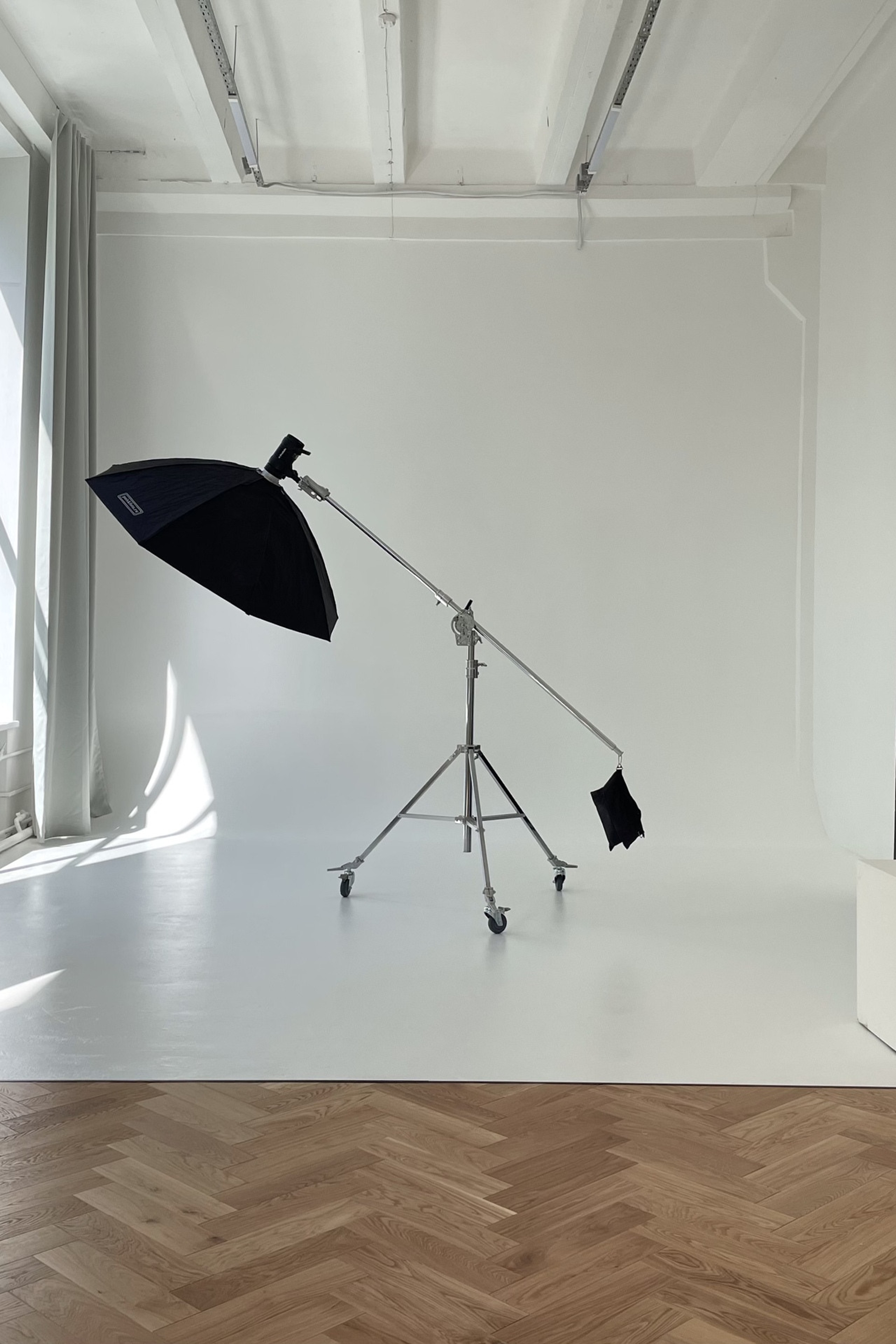 Студия Comilfo зал3В для предметной съемки Н.Новгород |Sale Easy