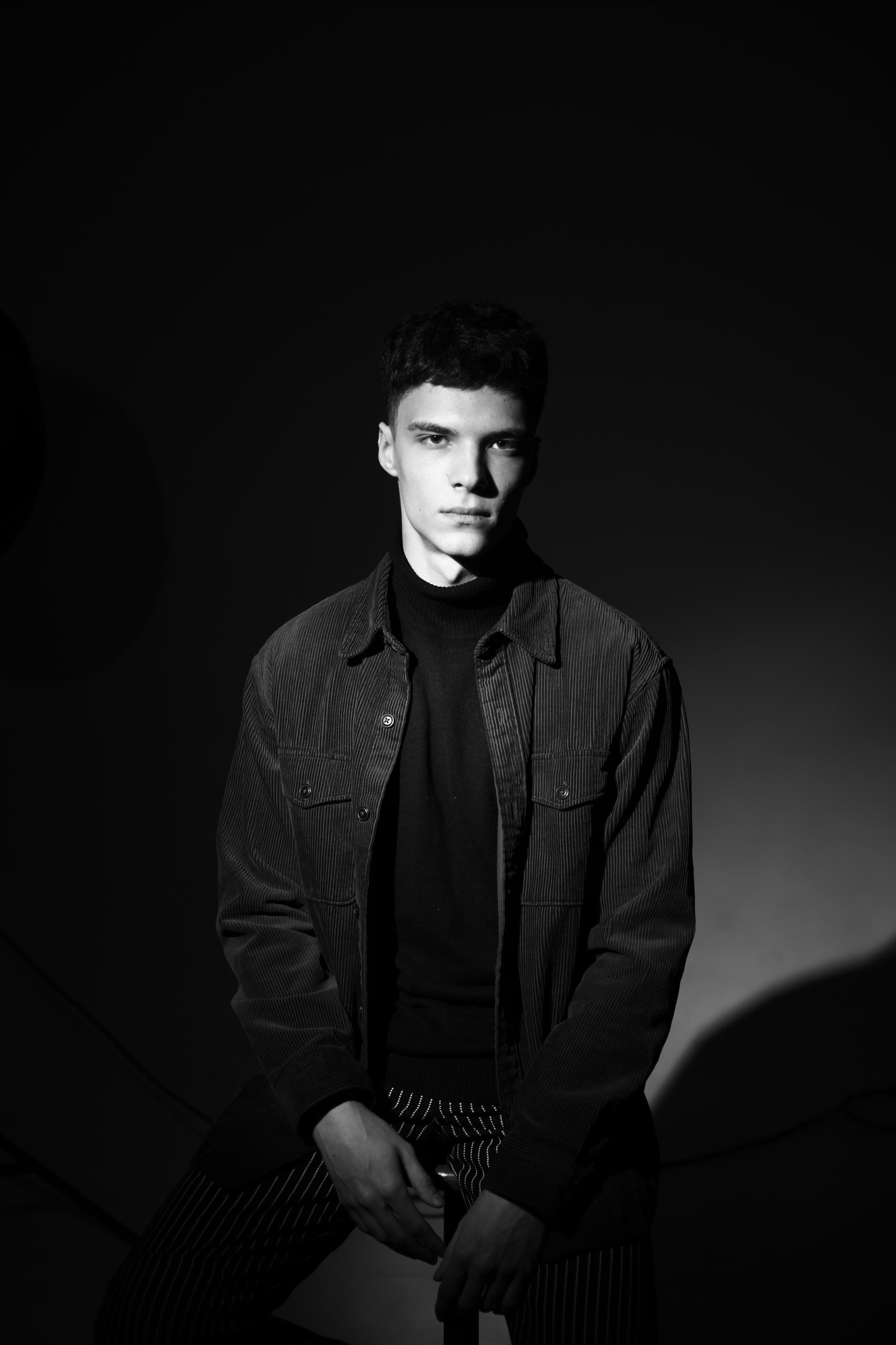 Модель для предметной съемки Сергей Б С-Петербург | Sale Easy