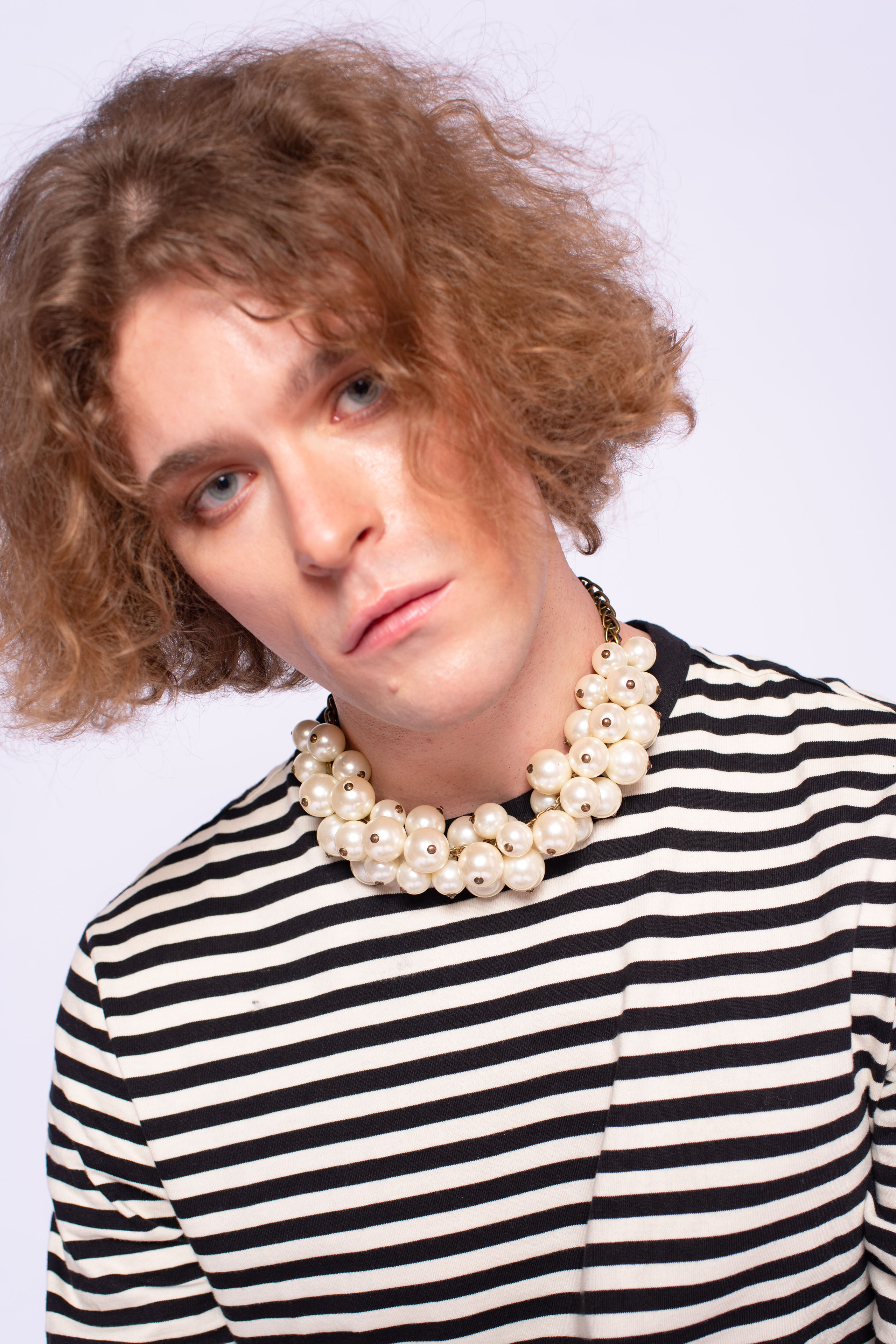 Модель для предметной съемки Михаил Б. С-Петербург | Sale Easy