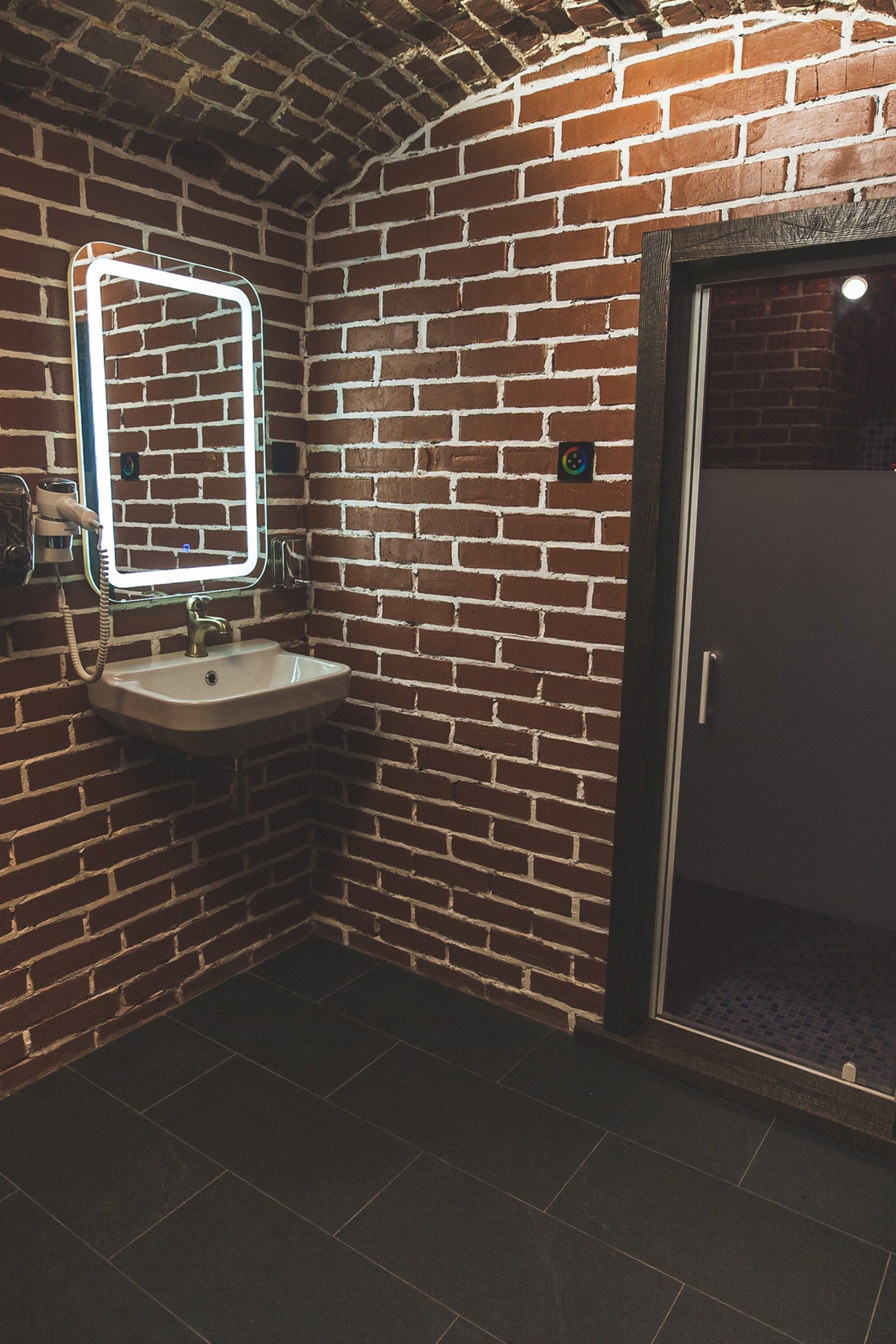 Студия Red Room для предметной съемки Н.Новгород |Sale Easy