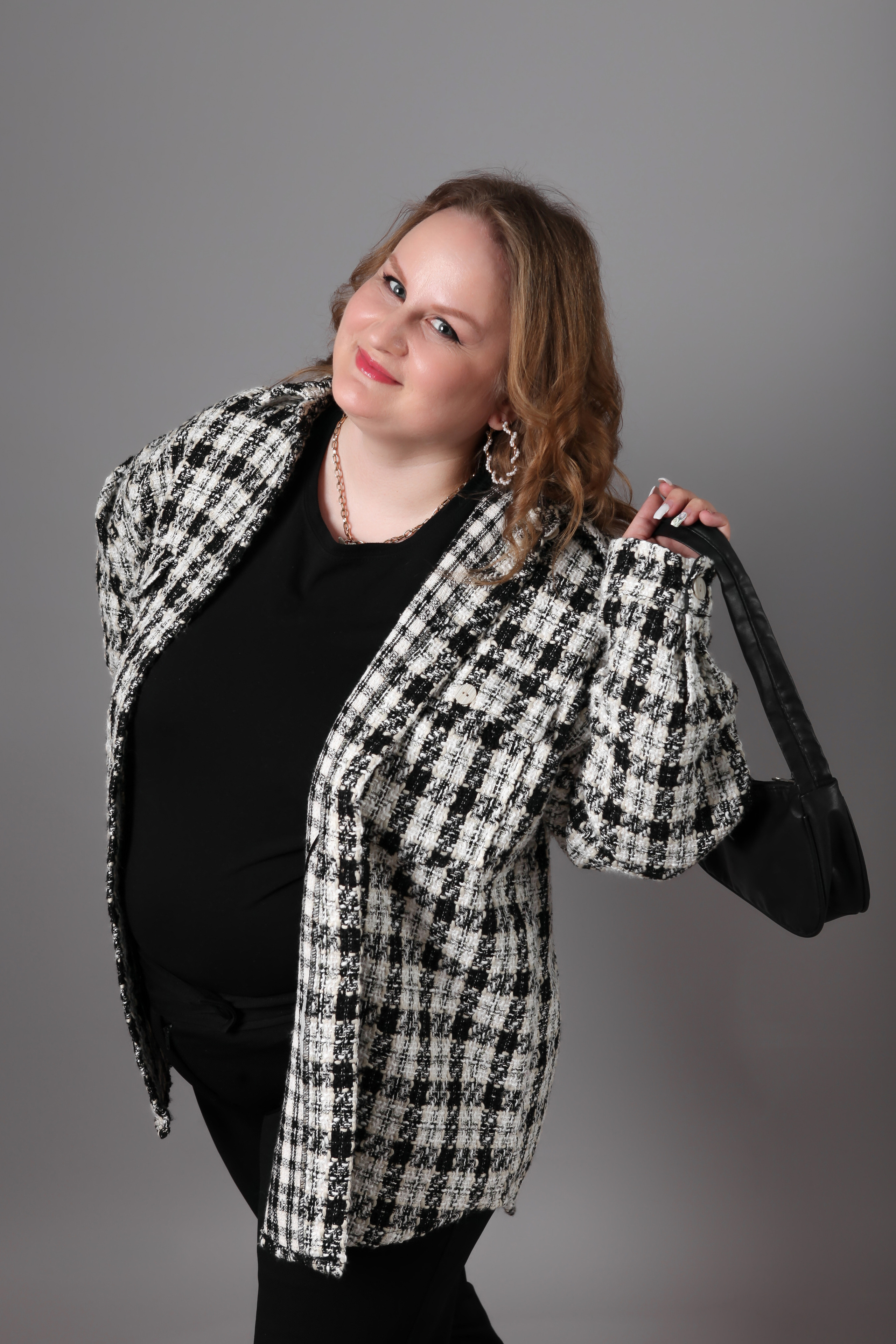 Модель plus size  для предметной съемки Света Б.  Новосибирск|Sale Eas