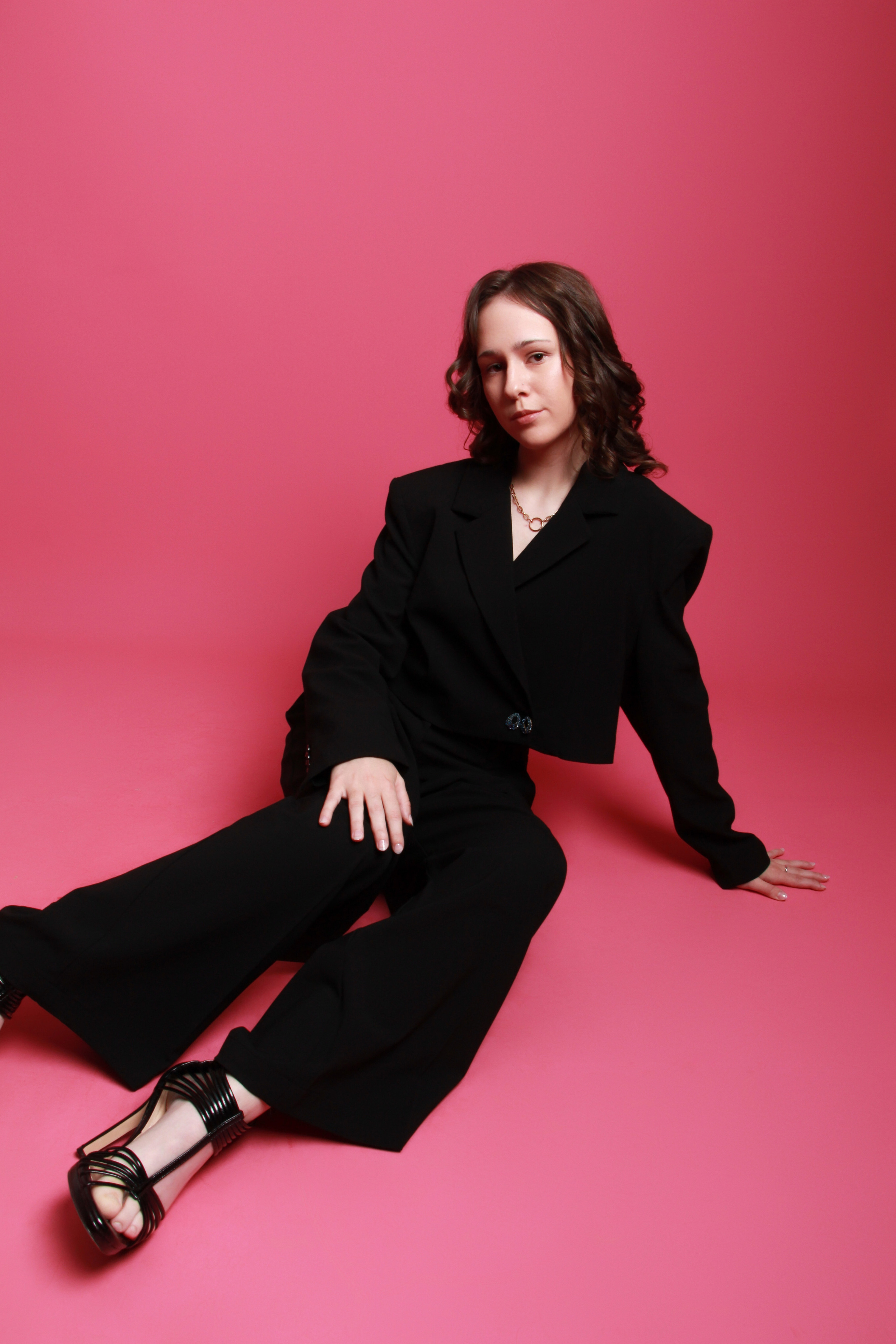 Модель для предметной съемки Валерия Г Новосибирск| Sale Easy