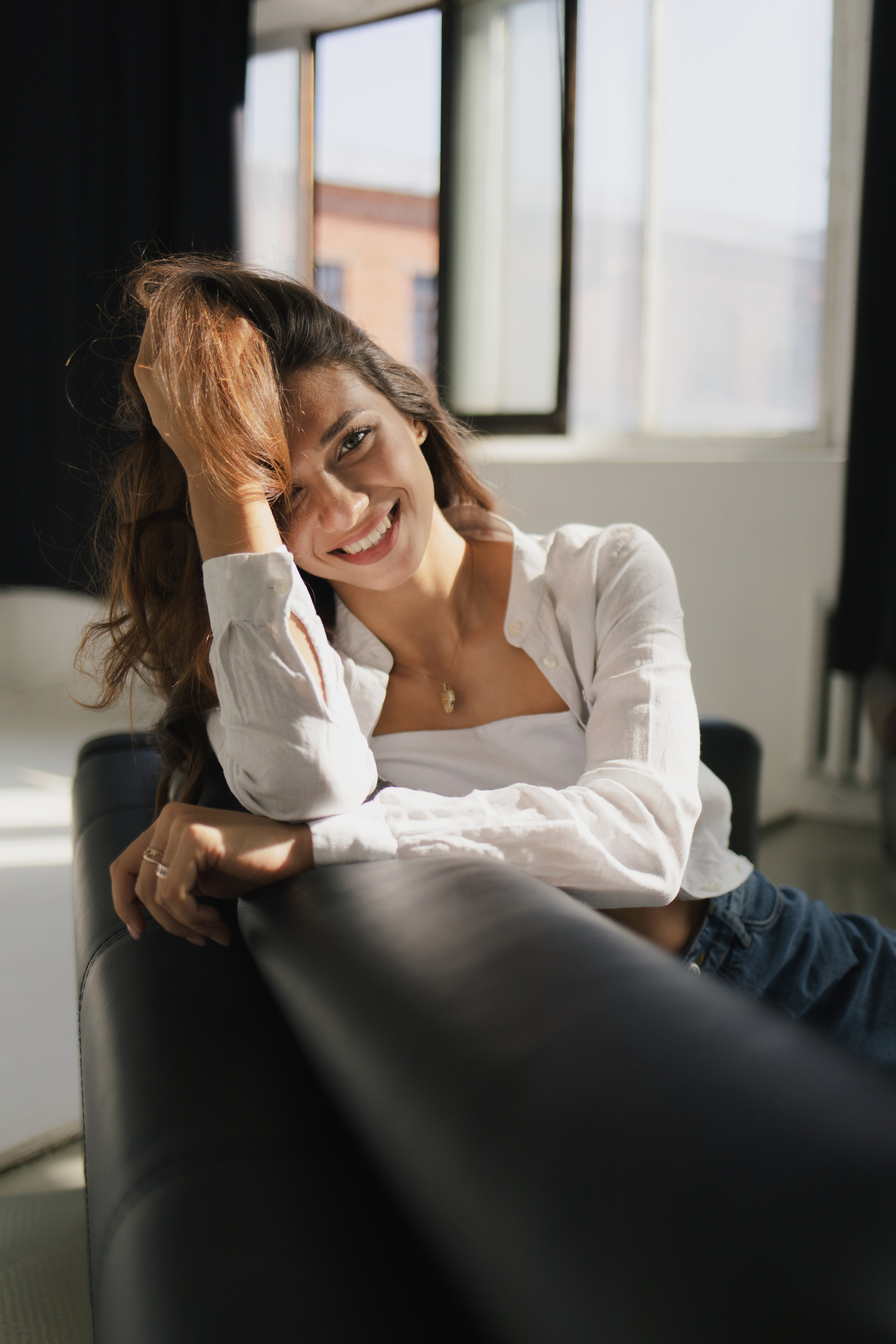 Модель для предметной съемки Альбина С.-Пб| Sale Easy