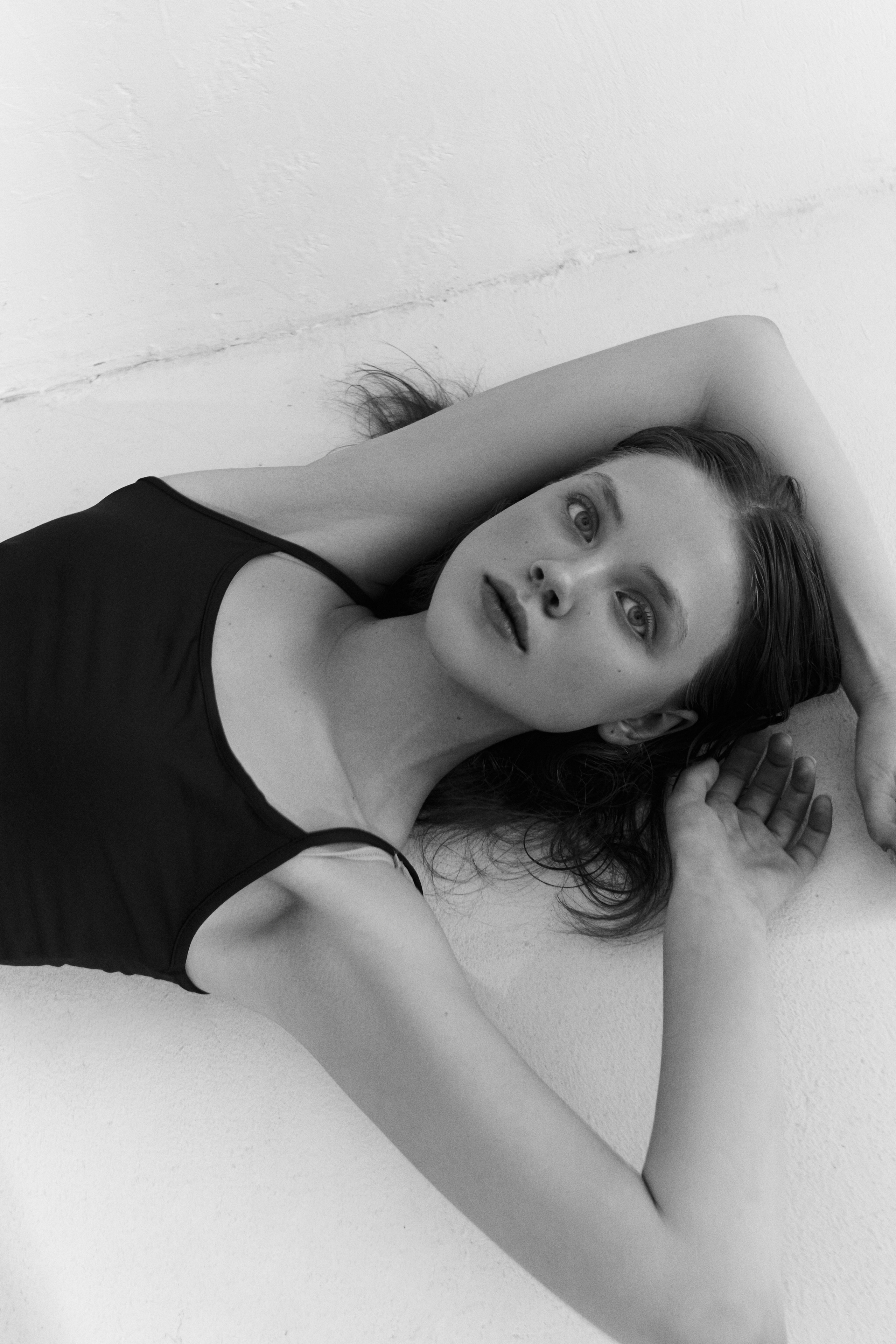 Модель для предметной съемки Леся Н.Новгород | Sale Easy