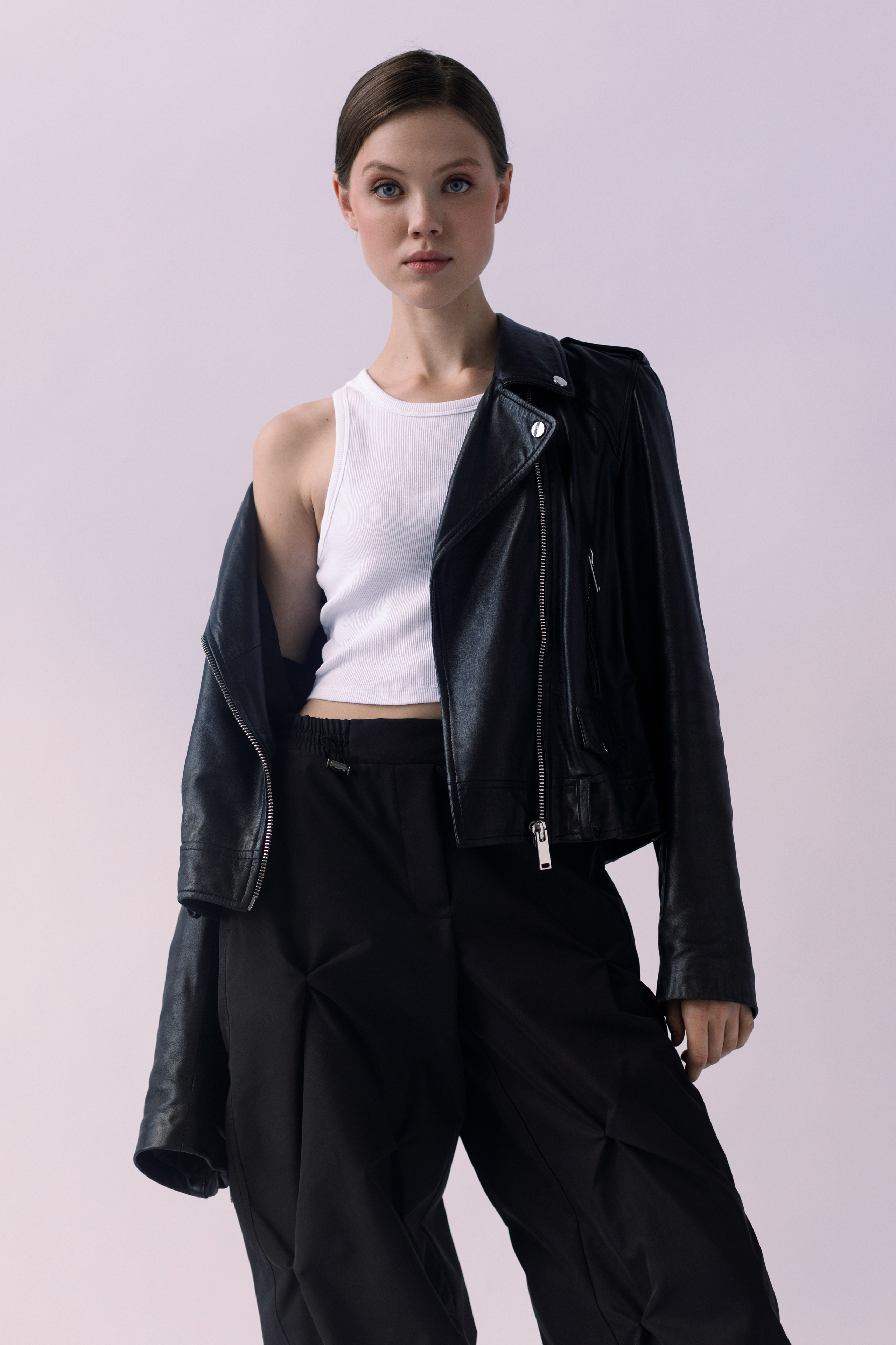 Модель для предметной съемки Леся Н.Новгород | Sale Easy