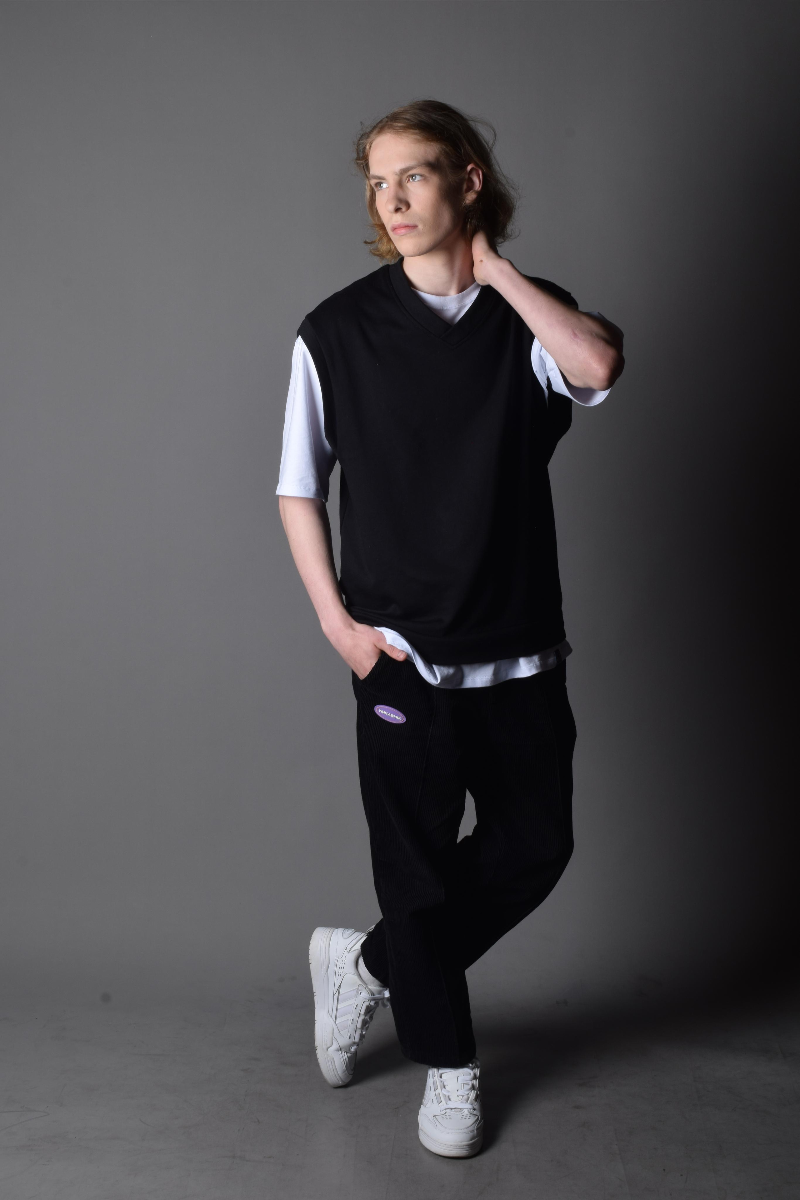 Модель для предметной съемки Александр Е С-Петербург | Sale Easy