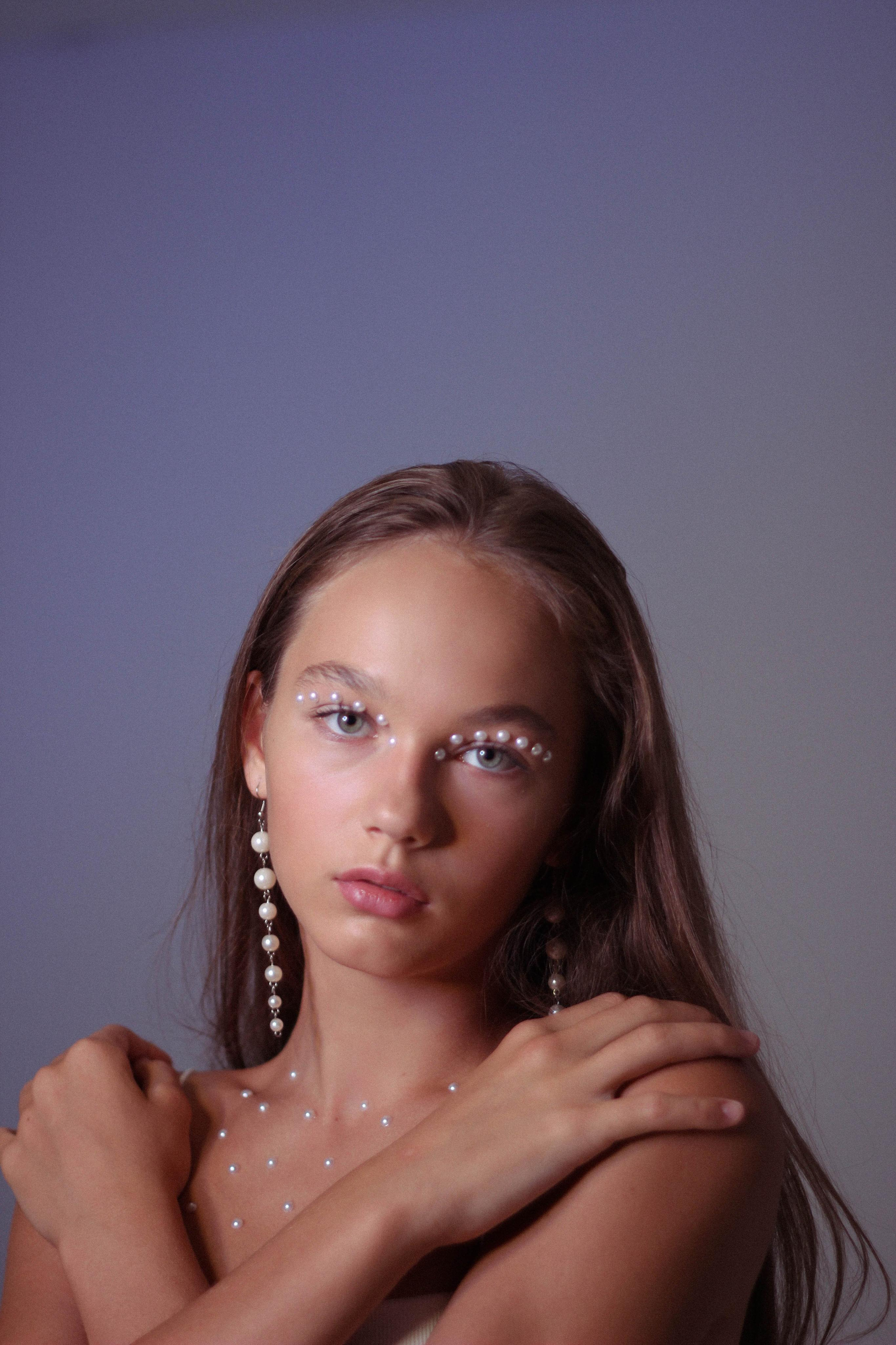 Модель для предметной съемки Дарина 1 Н.Новгород | Sale Easy