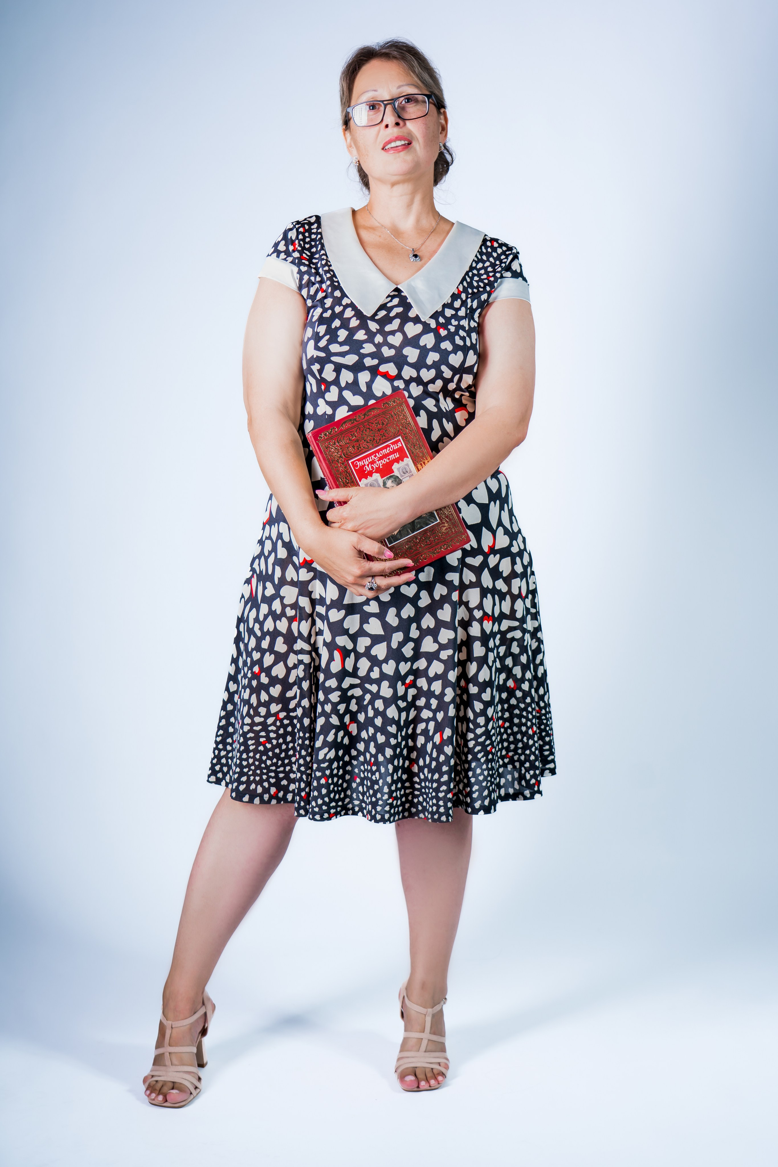 Модель для предметной съемки  Наталья Ж Сочи| Sale Easy