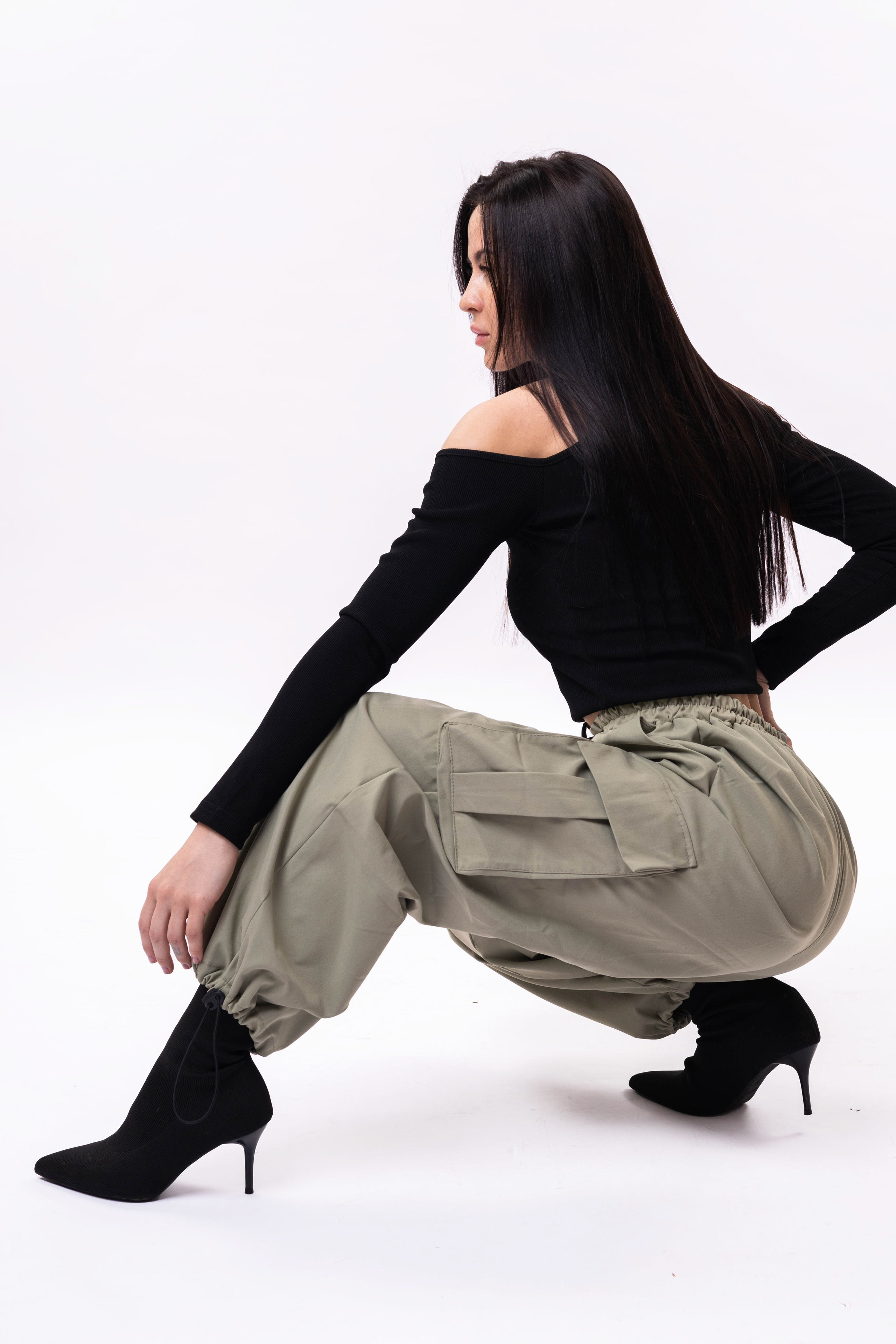 Портфолио. Фото женской одежды для маркетплейсов | Sale Easy