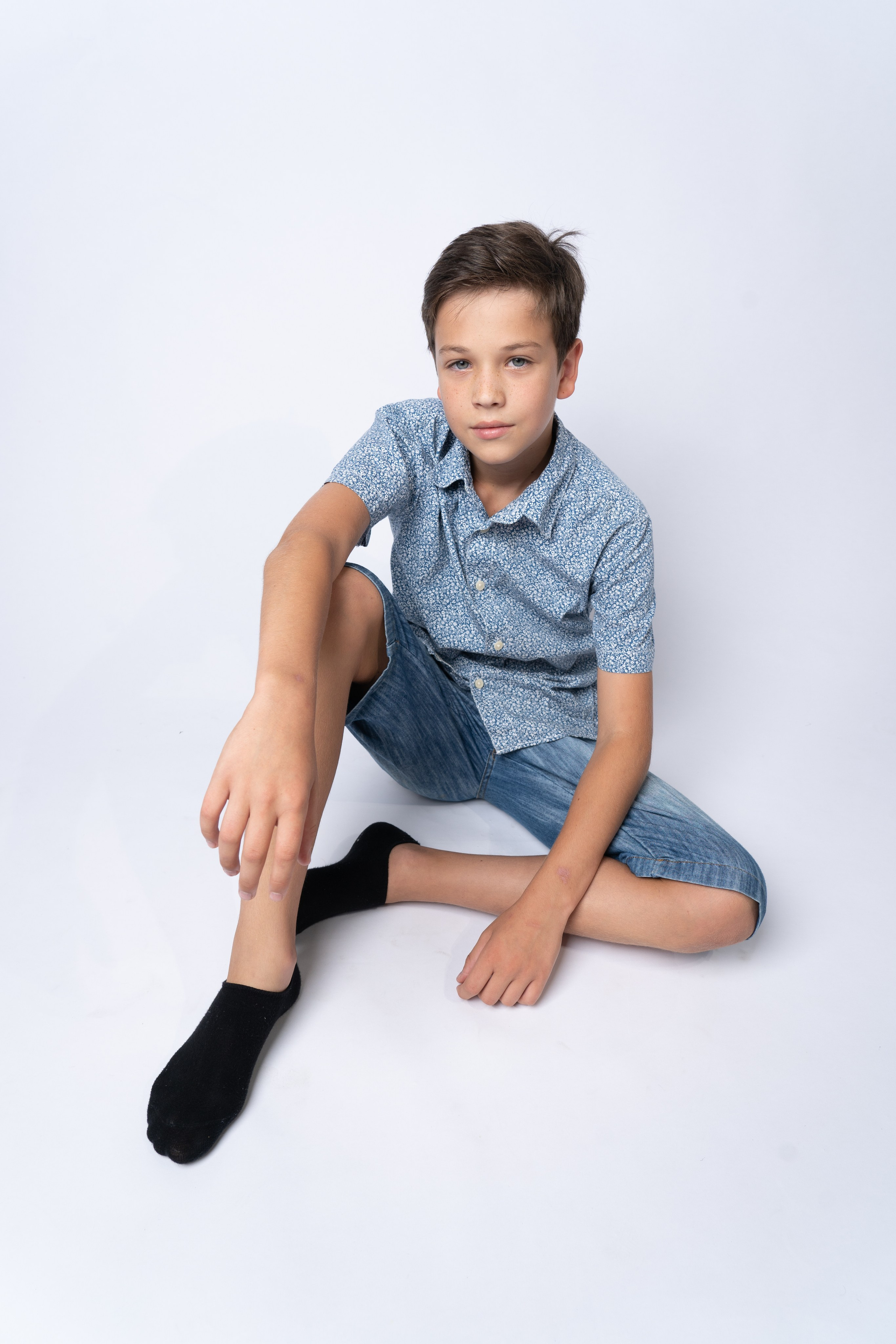 Модель Владимир А для предметной съемки  в Сочи| Sale Easy