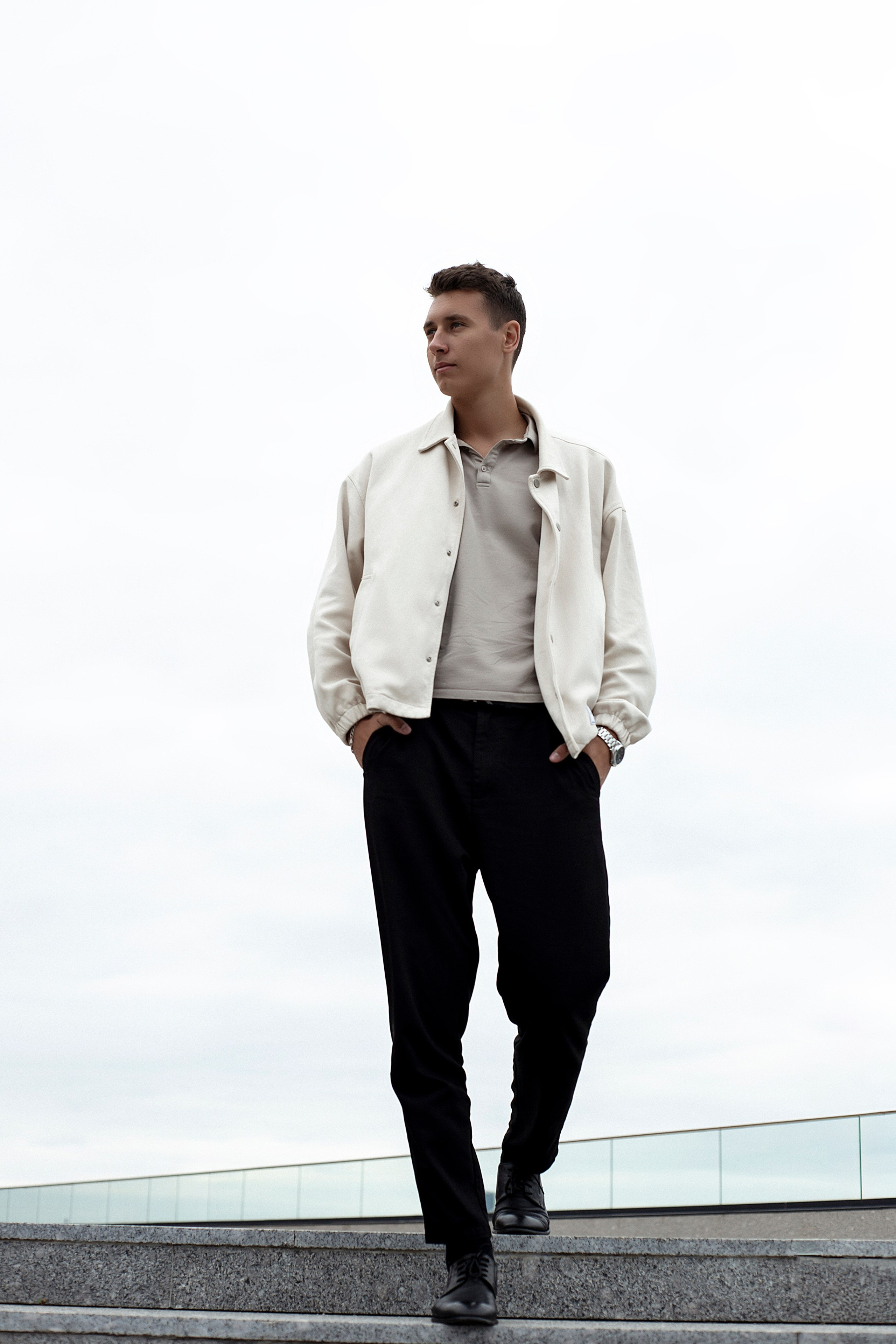 Модель для предметной съемки Эмиль А Казань| Sale Easy