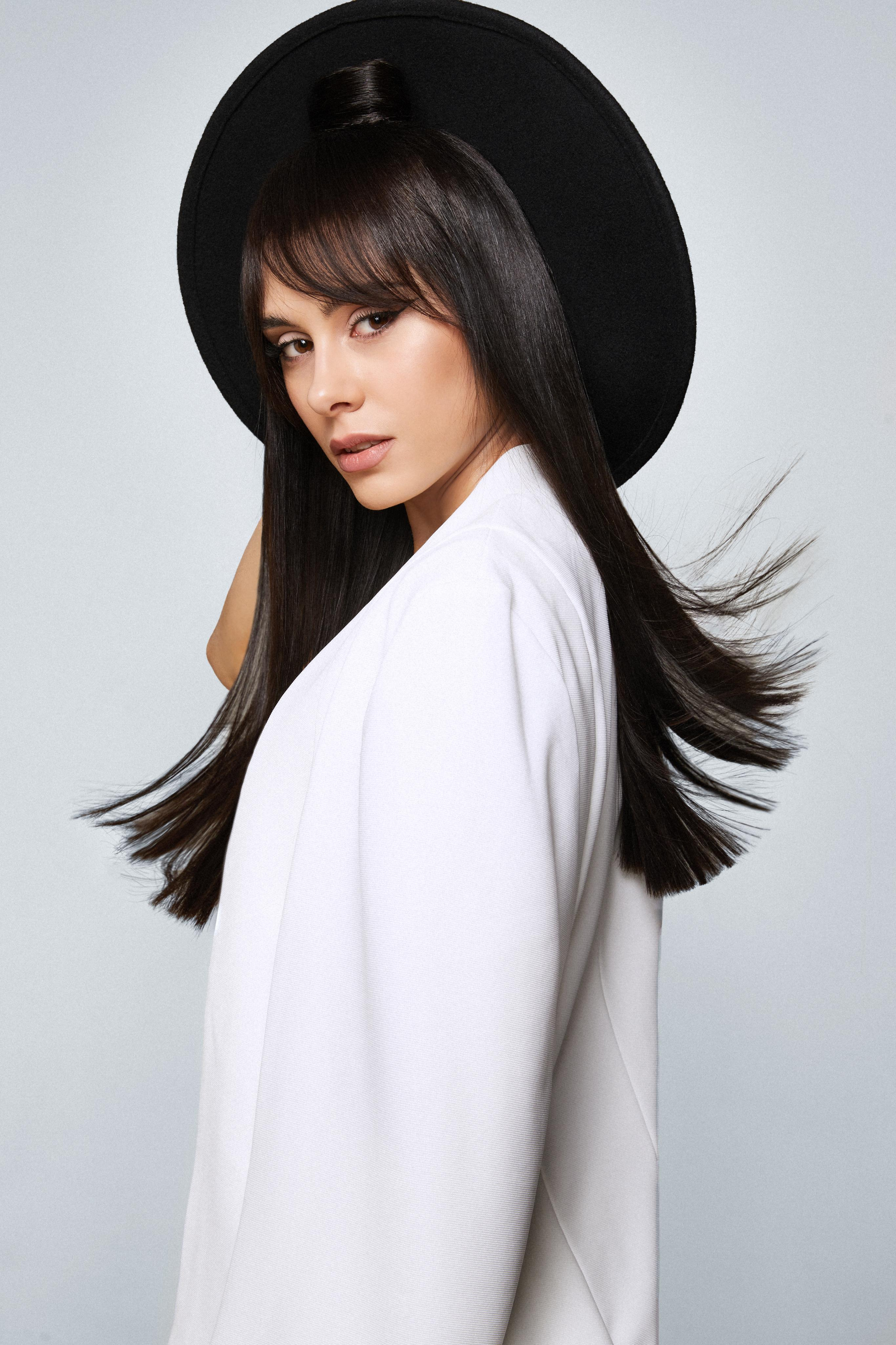 Модель для предметной съемки москвичка Анна АА| Sale Easy