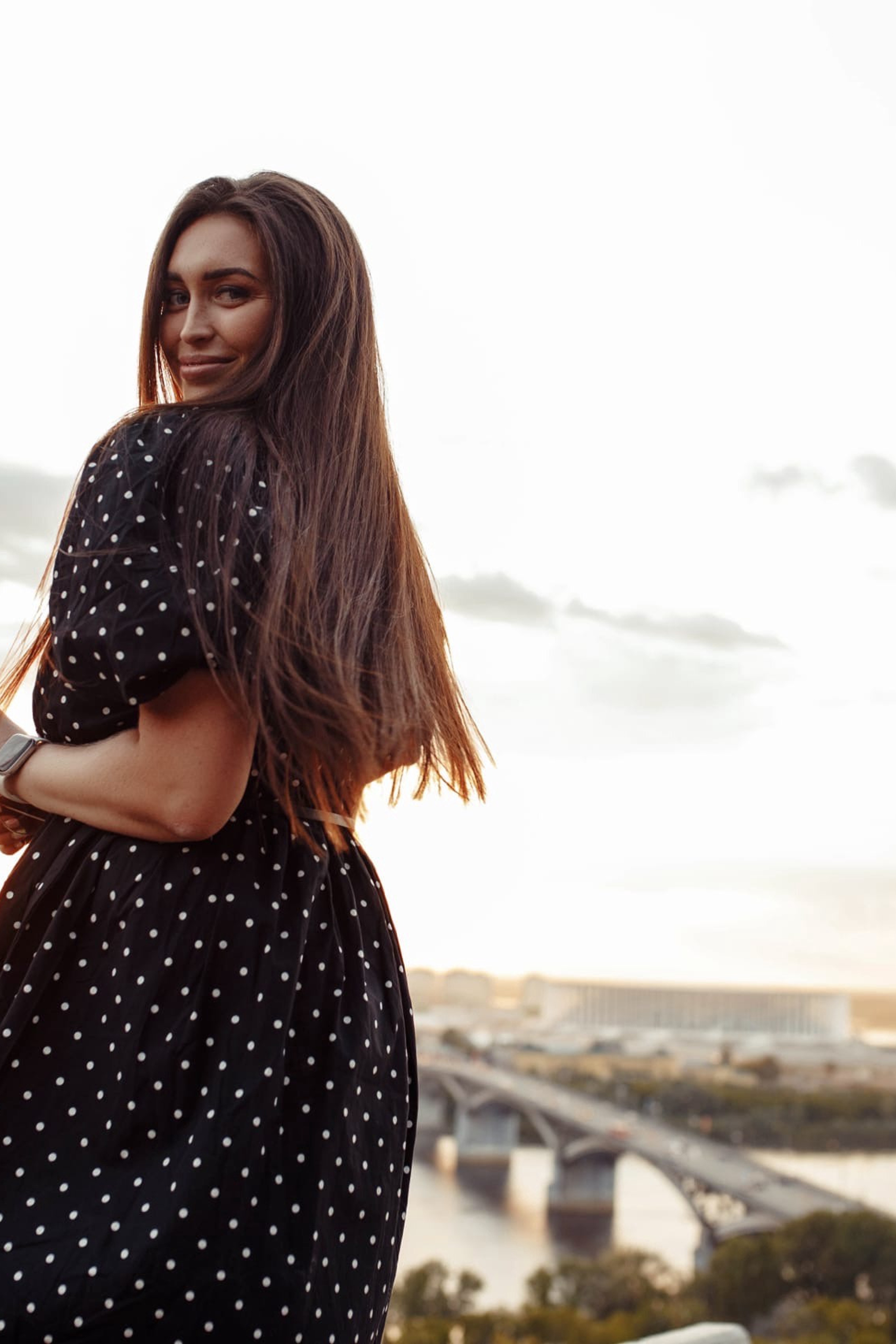 Модель plus size для предметной съемки Виктория БН.Новгород| Sale Easy