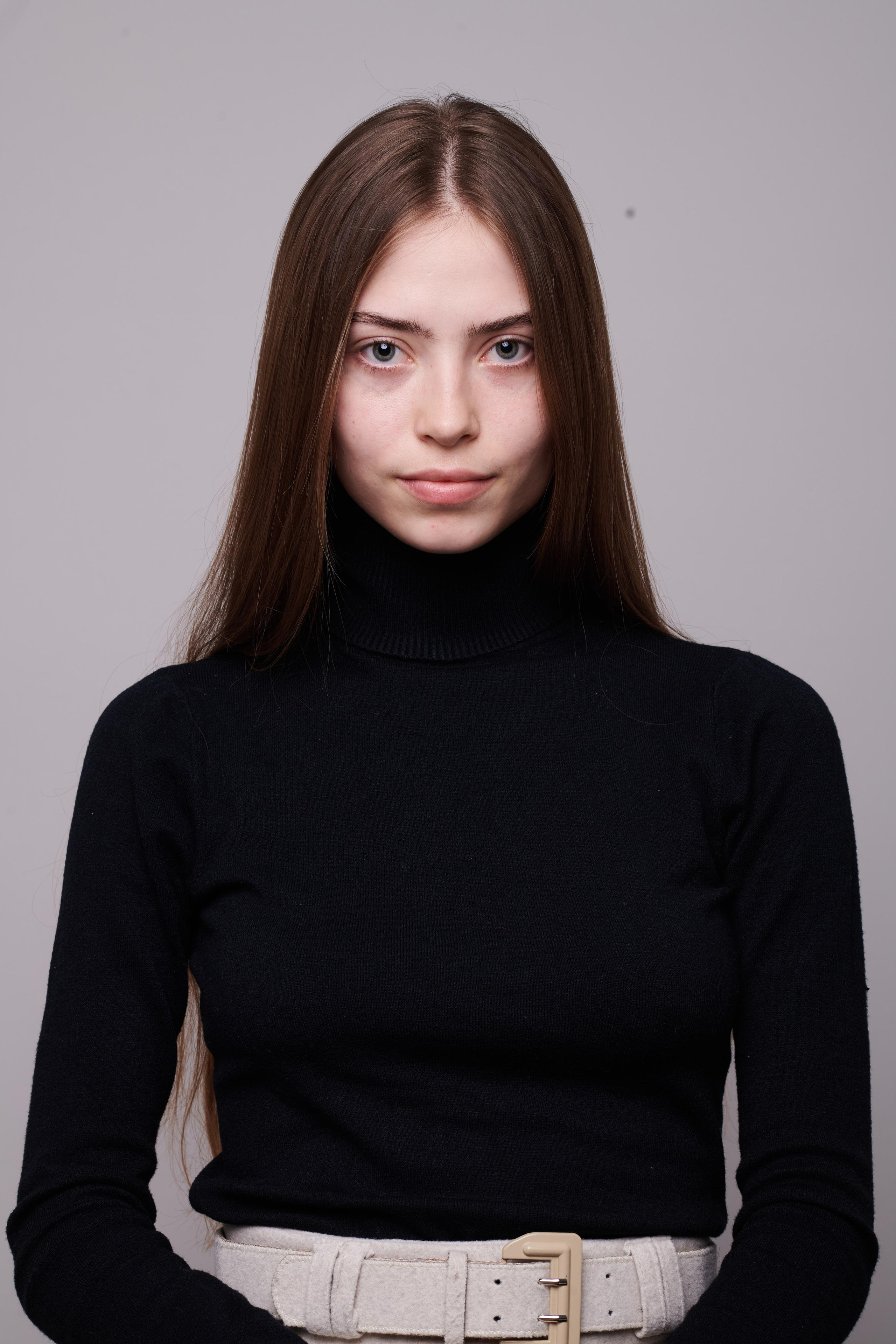 Модель для предметной съемки Анастасия ЧК Н.Новгород | Sale Easy