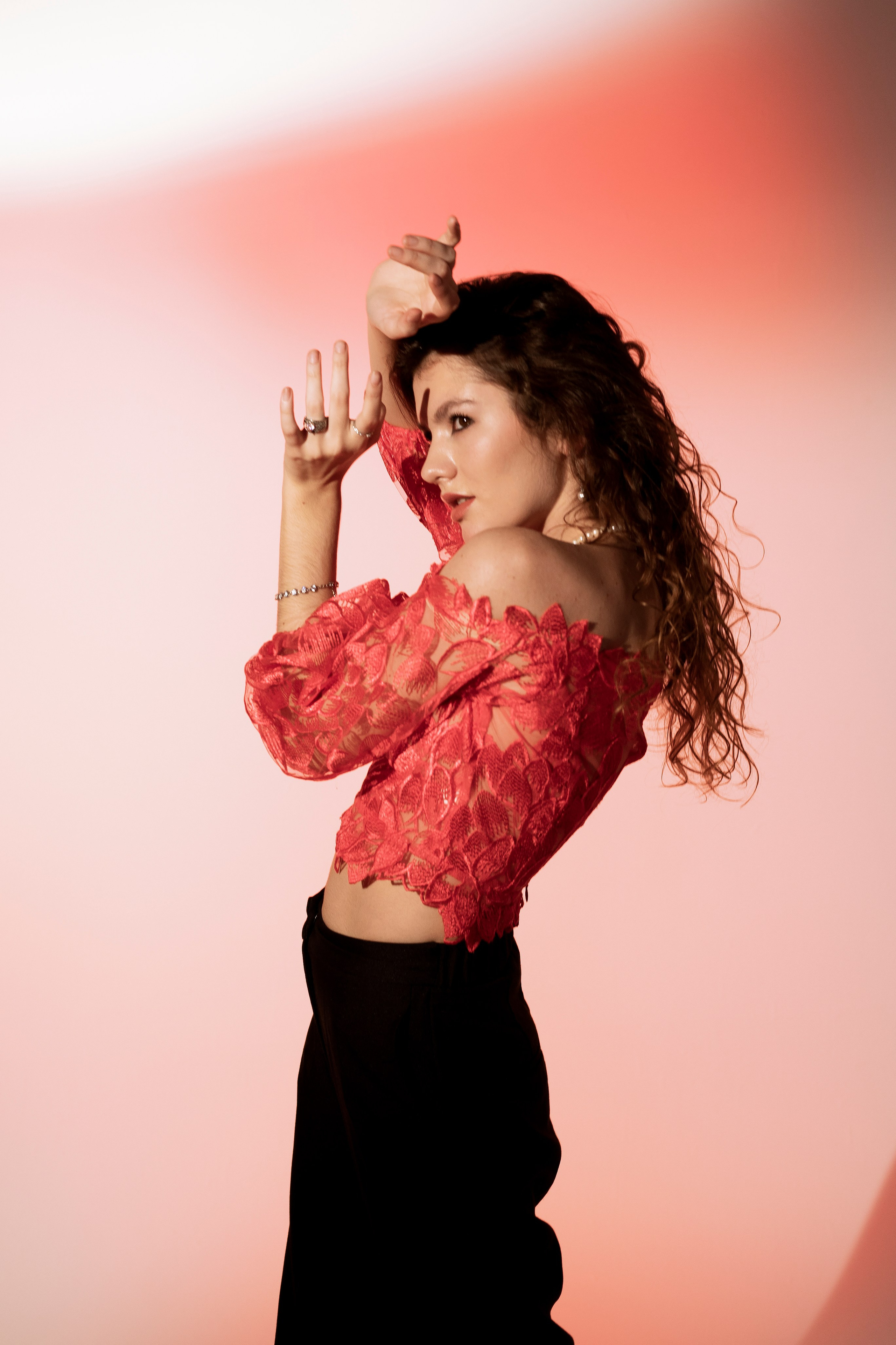 Модель для предметной съемки Мария Т С-Петербург | Sale Easy