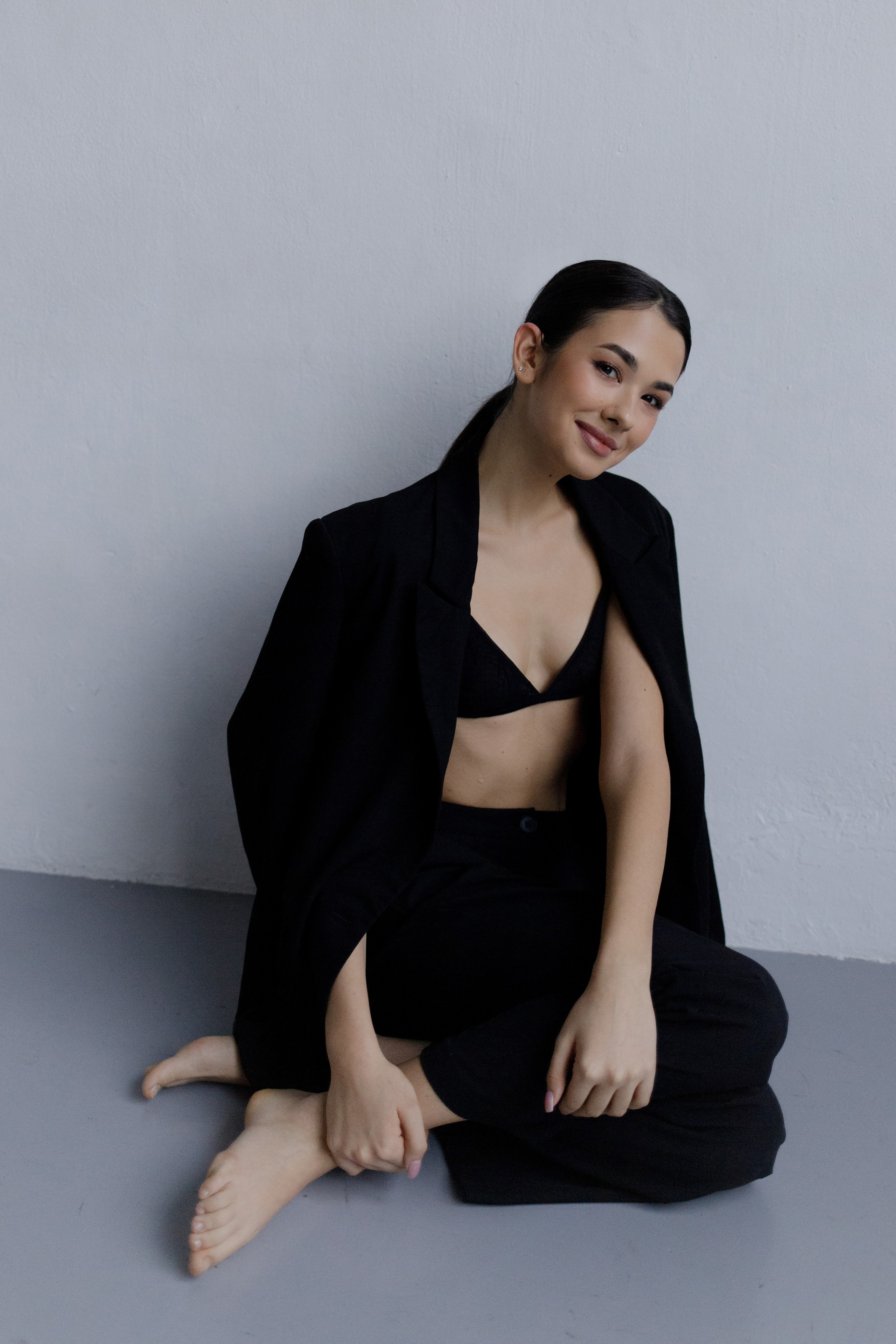 Модель для предметной съемки Виктория П. С.-Пб| Sale Easy