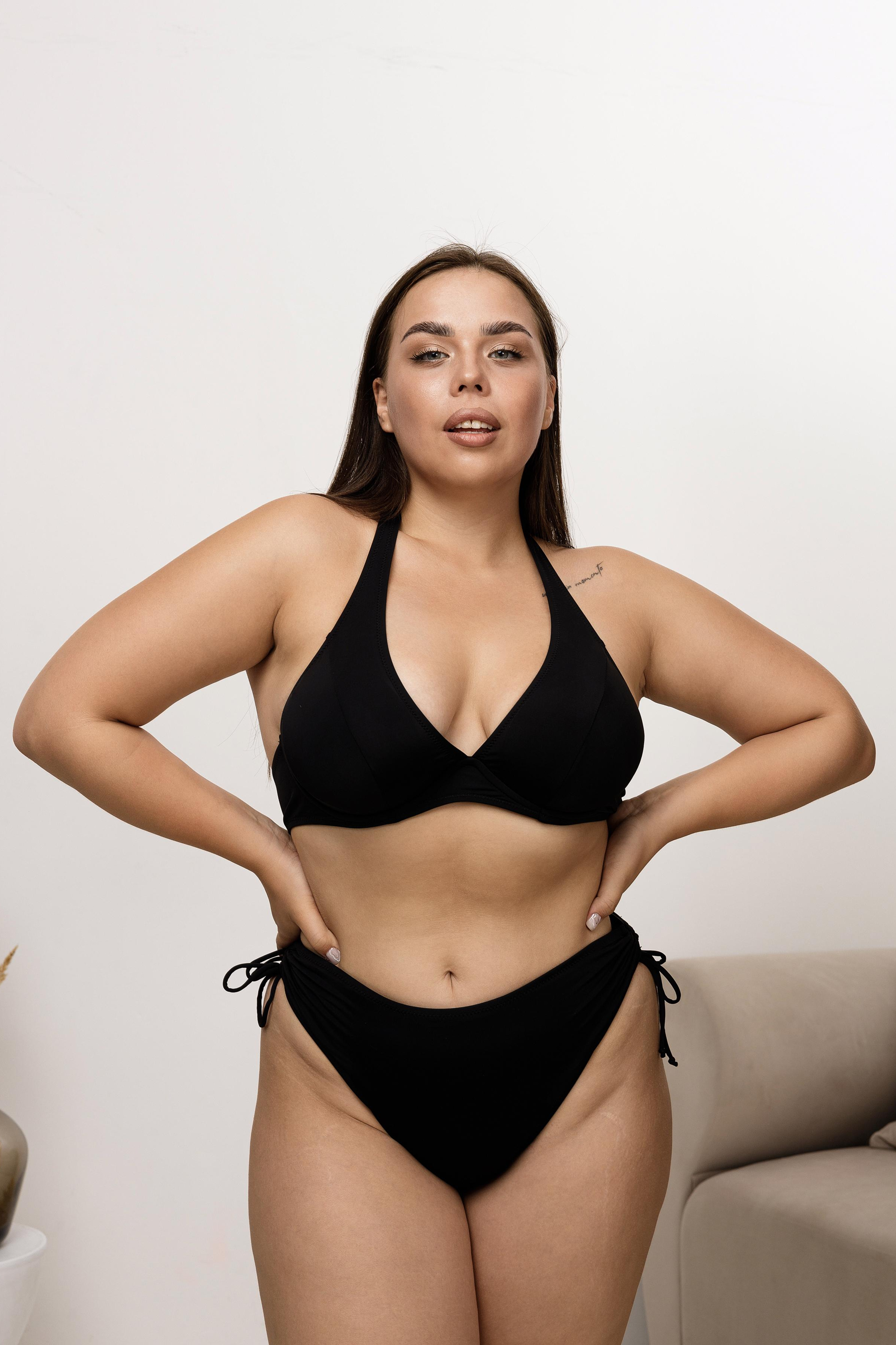 Модель plus size для предметной съемки Полина С-Петербург | Sale Easy