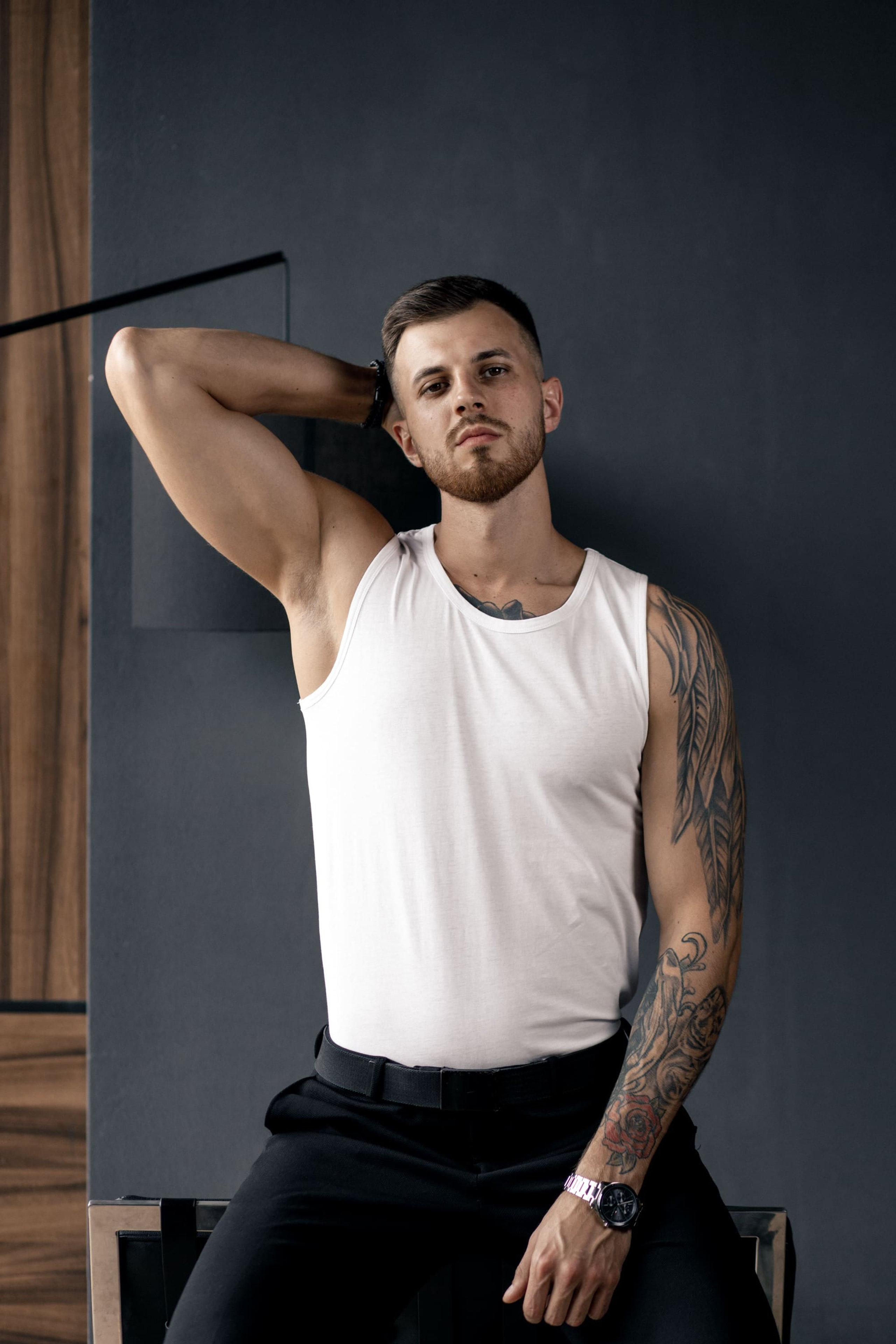 Модель для предметной съемки Евгений id 20 106 Сочи| Sale Easy