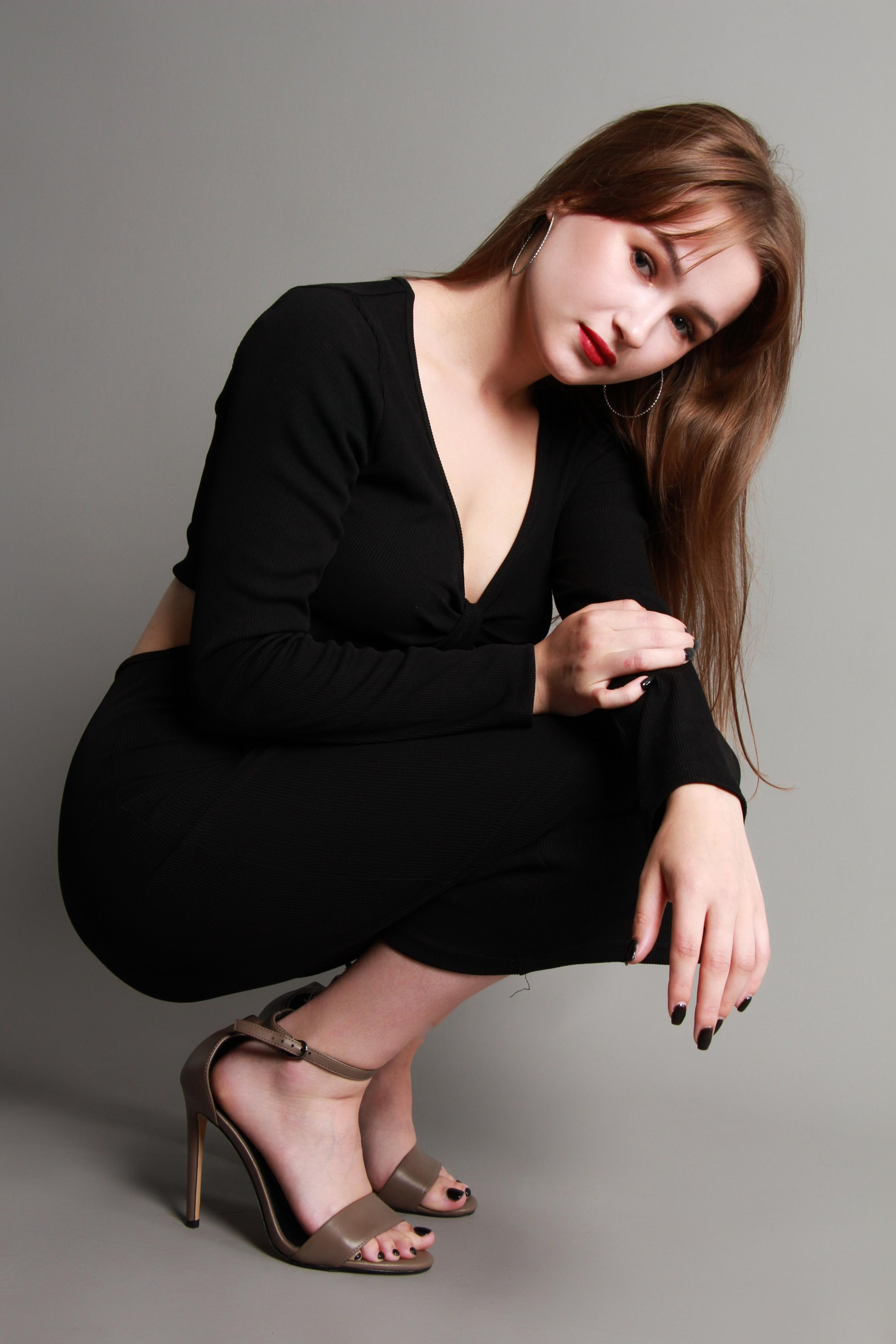 Модель для предметной съемки Любовь А  Новосибирск| Sale Easy