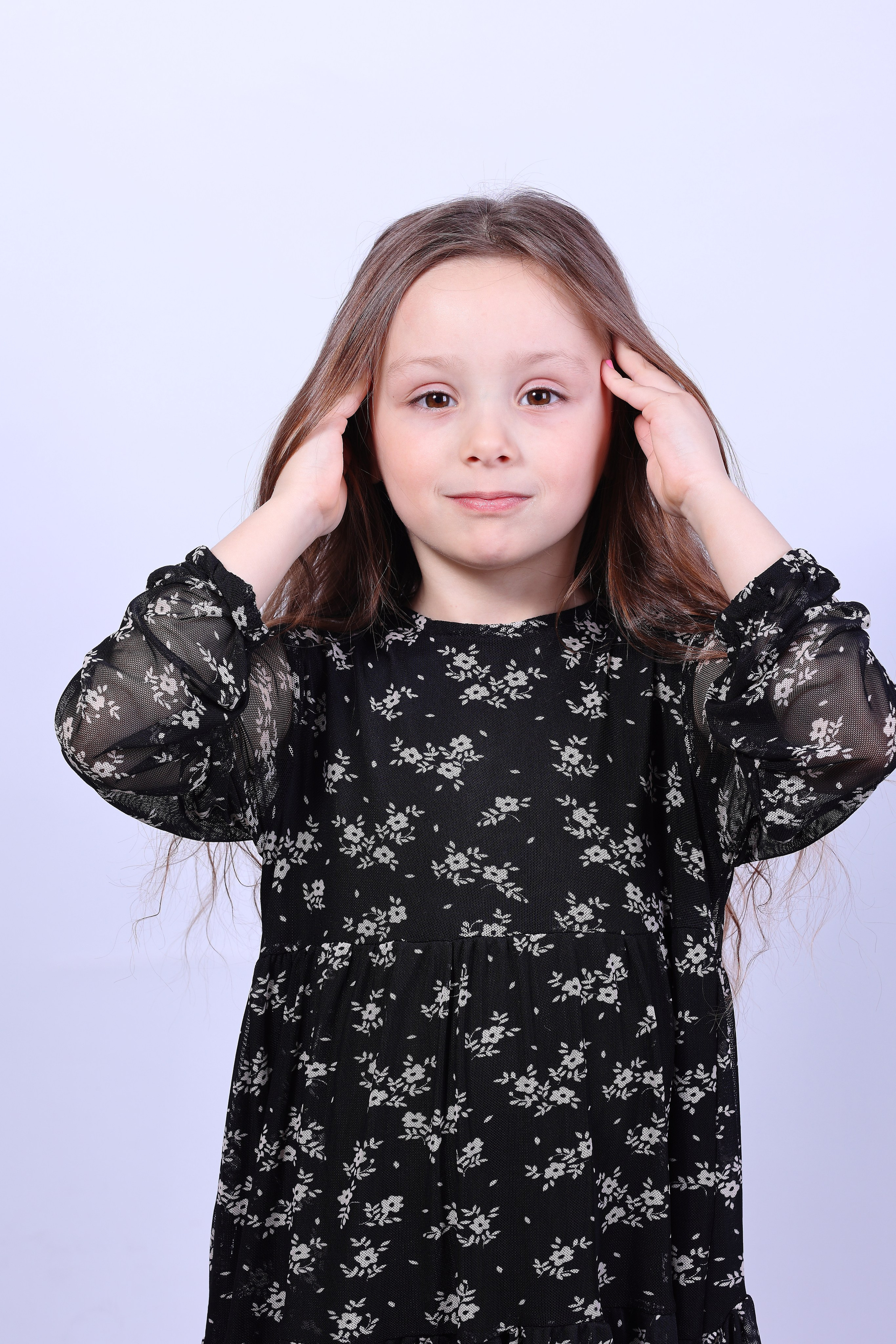 Модель для предметной съемки Виктория Н. Н.Н.| Sale Easy