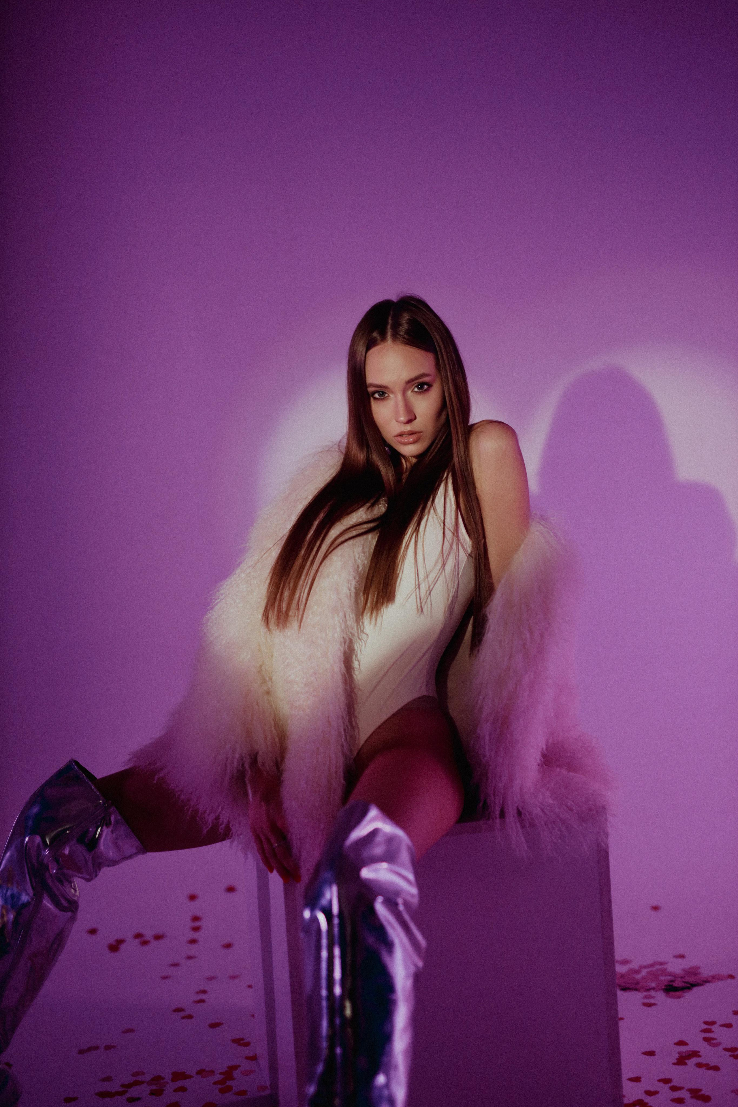 Модель для предметной съемки Мария Е. Москва| Sale Easy