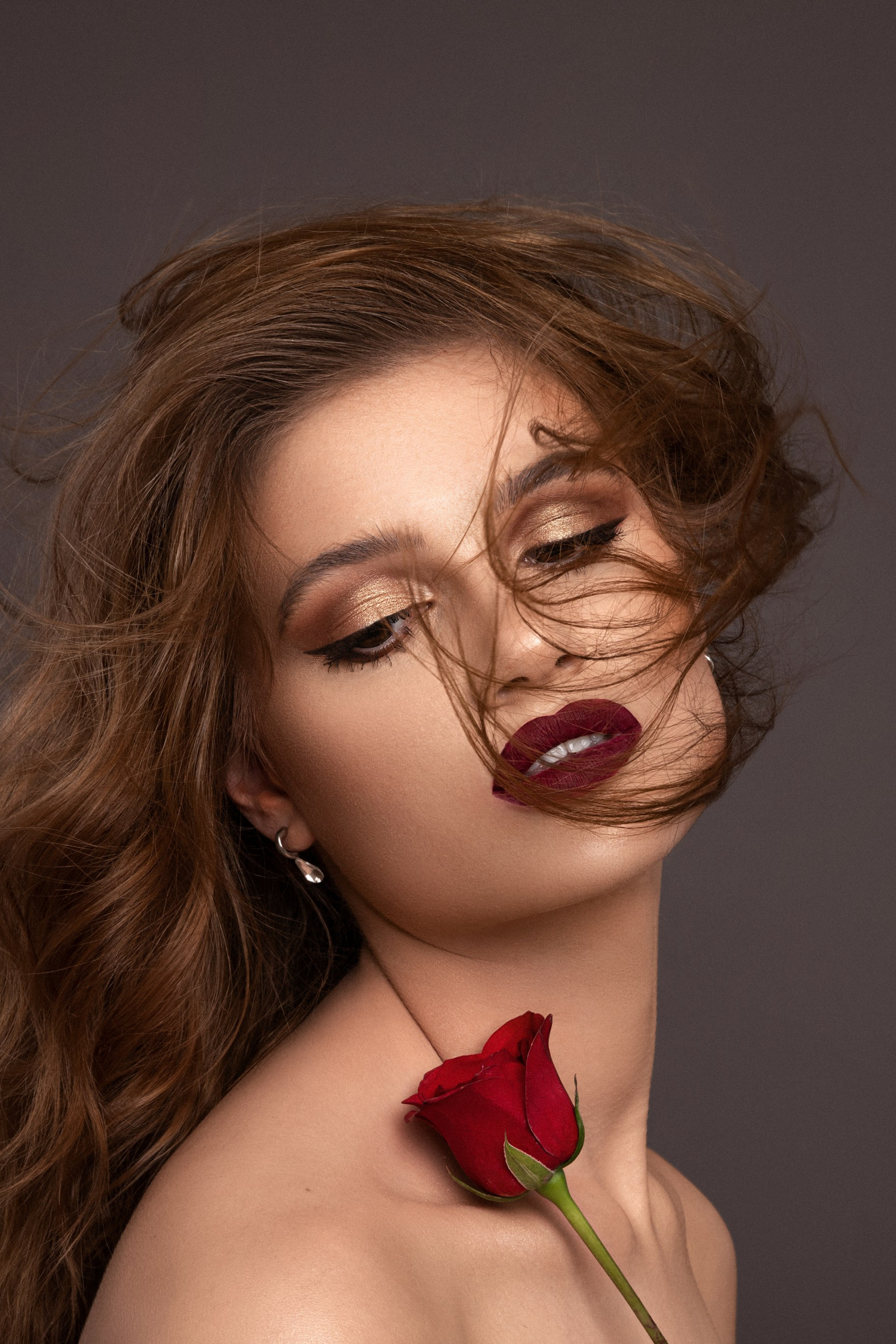 Модель для предметной съемки София 1 Н.Новгород | Sale Easy