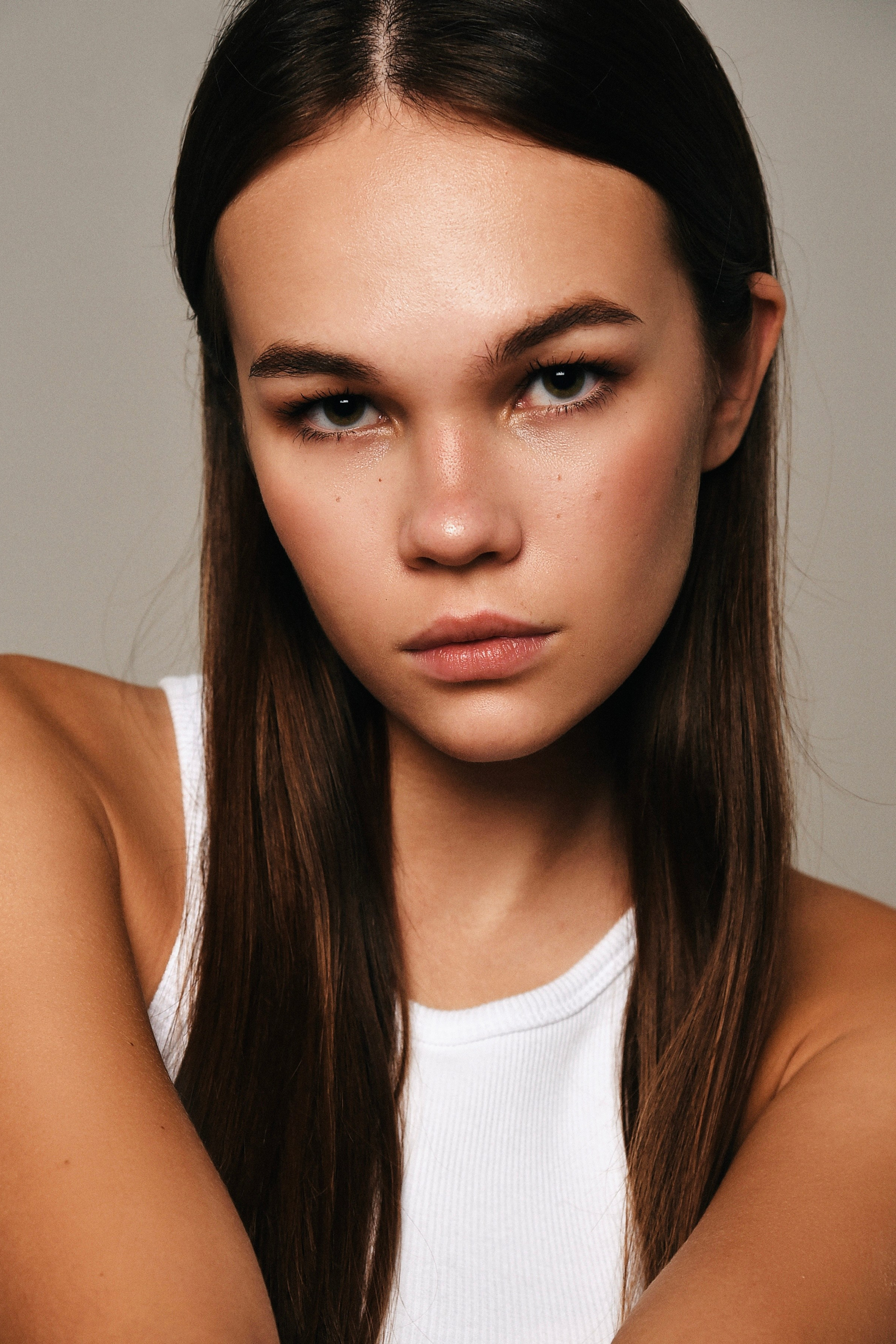 Модель для предметной съемки Виолетта С.-Пб| Sale Easy