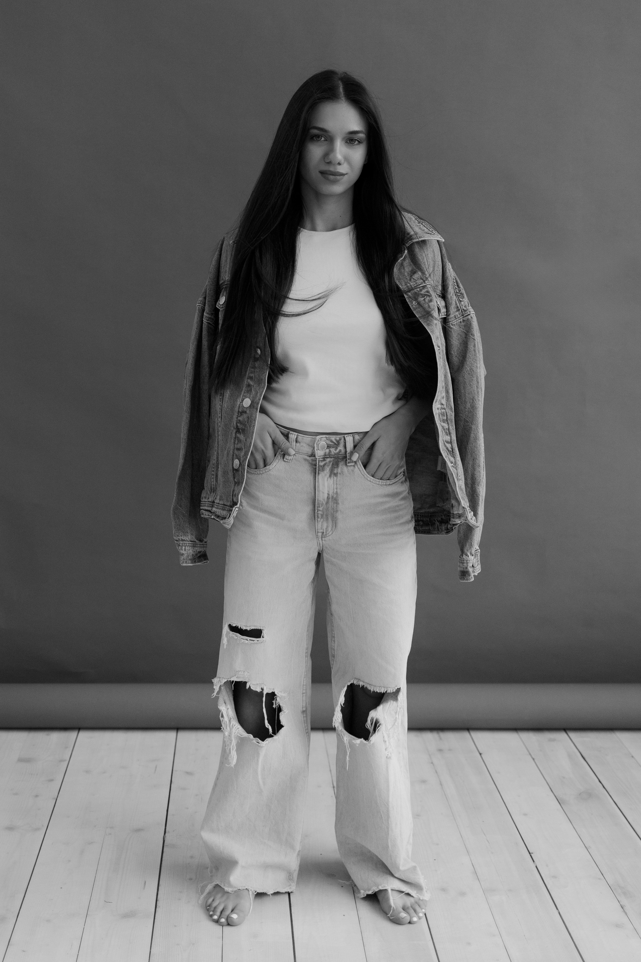 Модель для предметной съемки Альбина С.-Пб| Sale Easy