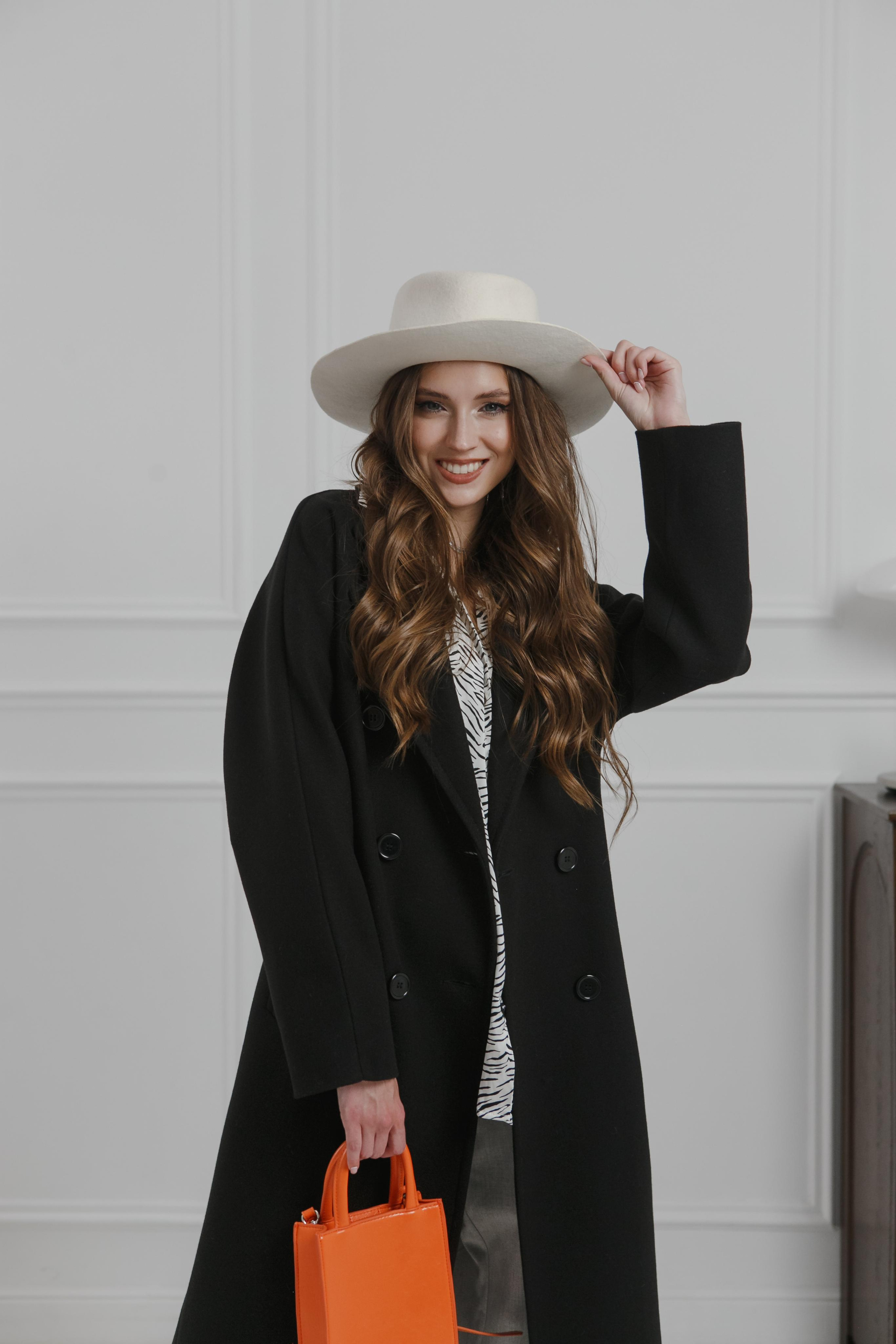 Модель для предметной съемки Мария Е. Москва| Sale Easy