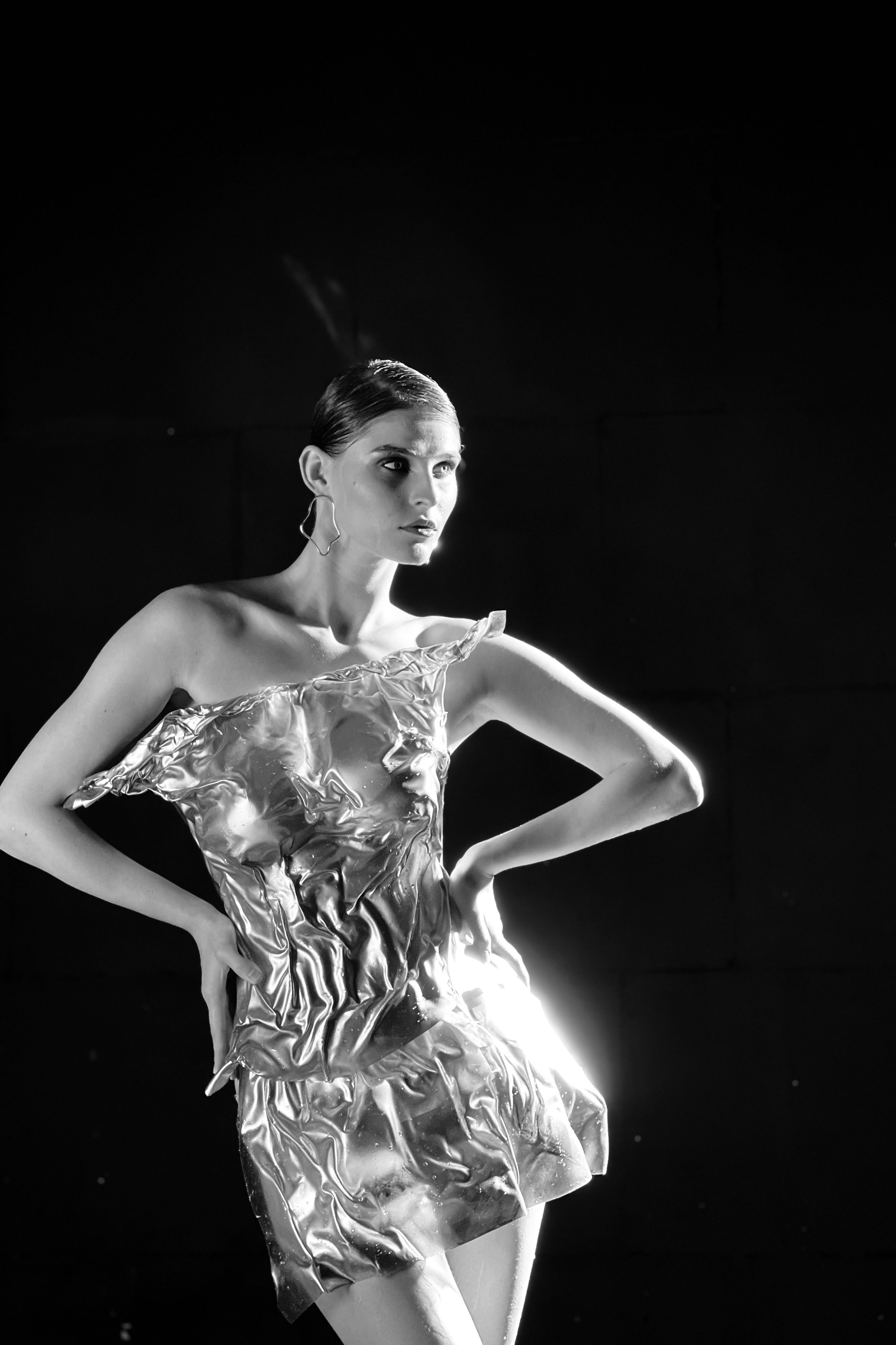 Модель для предметной съемки Ирина 5 Н.Новгород | Sale Easy