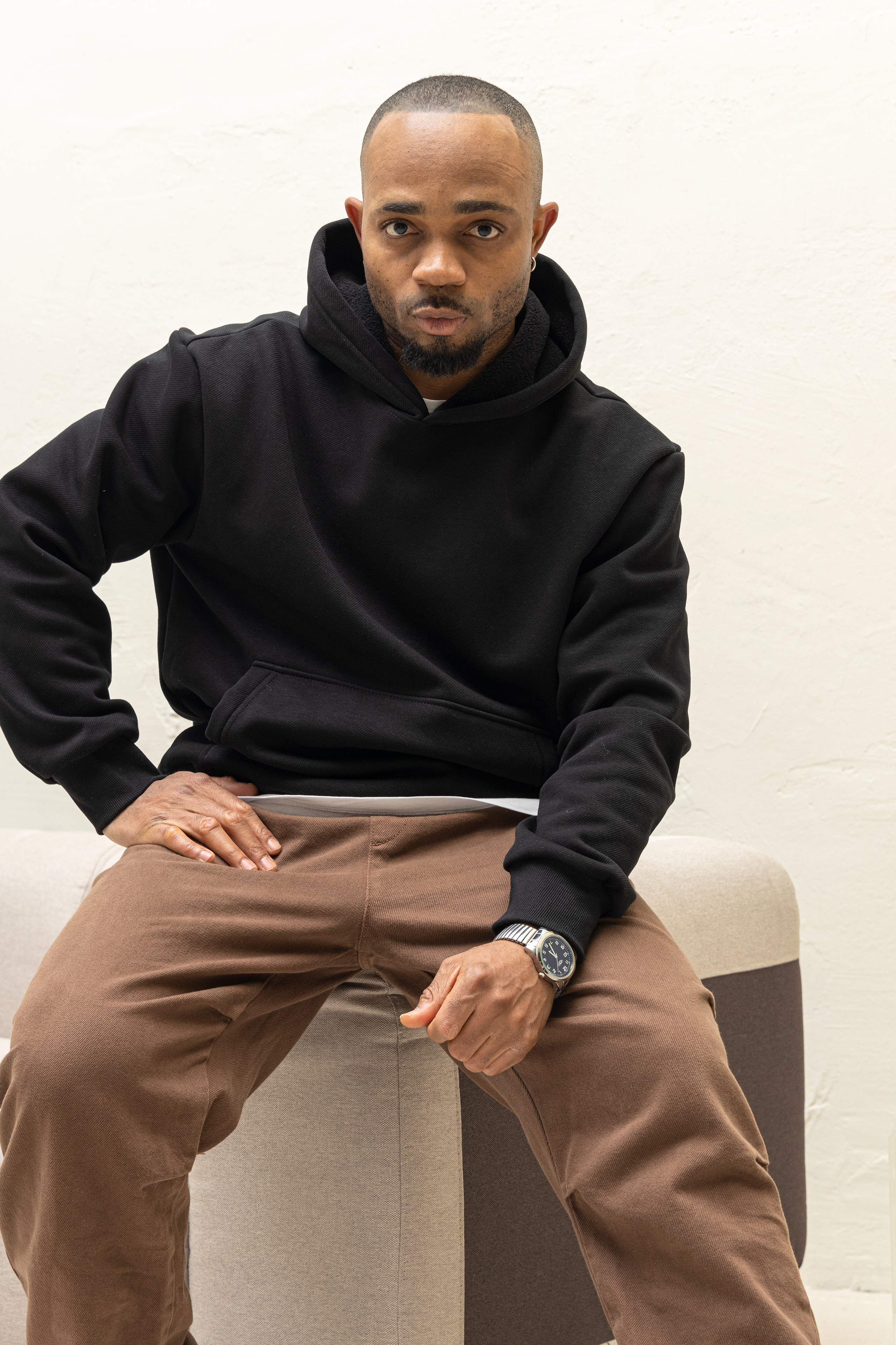 Модель для предметной съемки Ричи Н.Новгород | Sale Easy