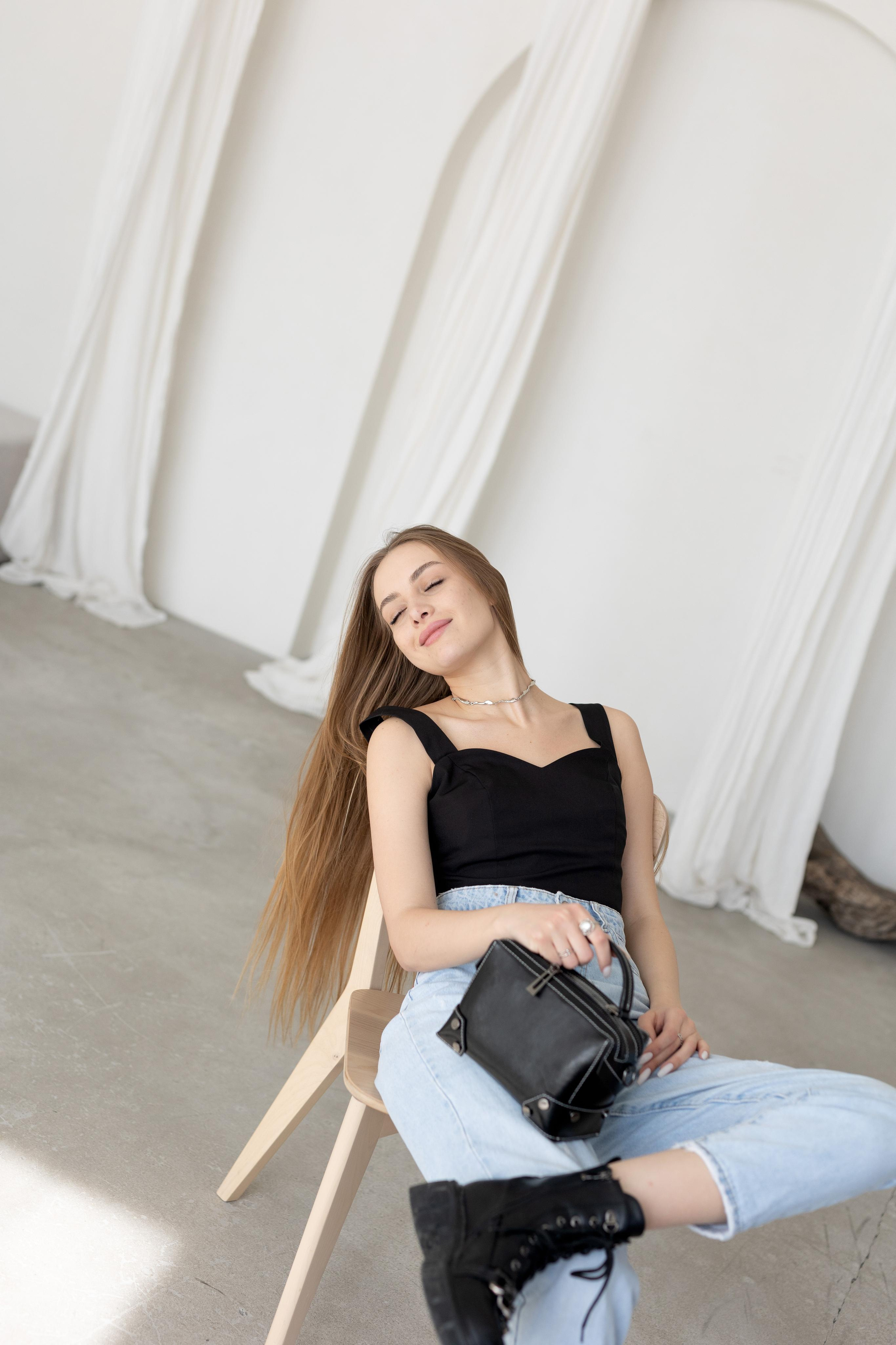 Модель для предметной съемки Анастасия И. Москва| Sale Easy