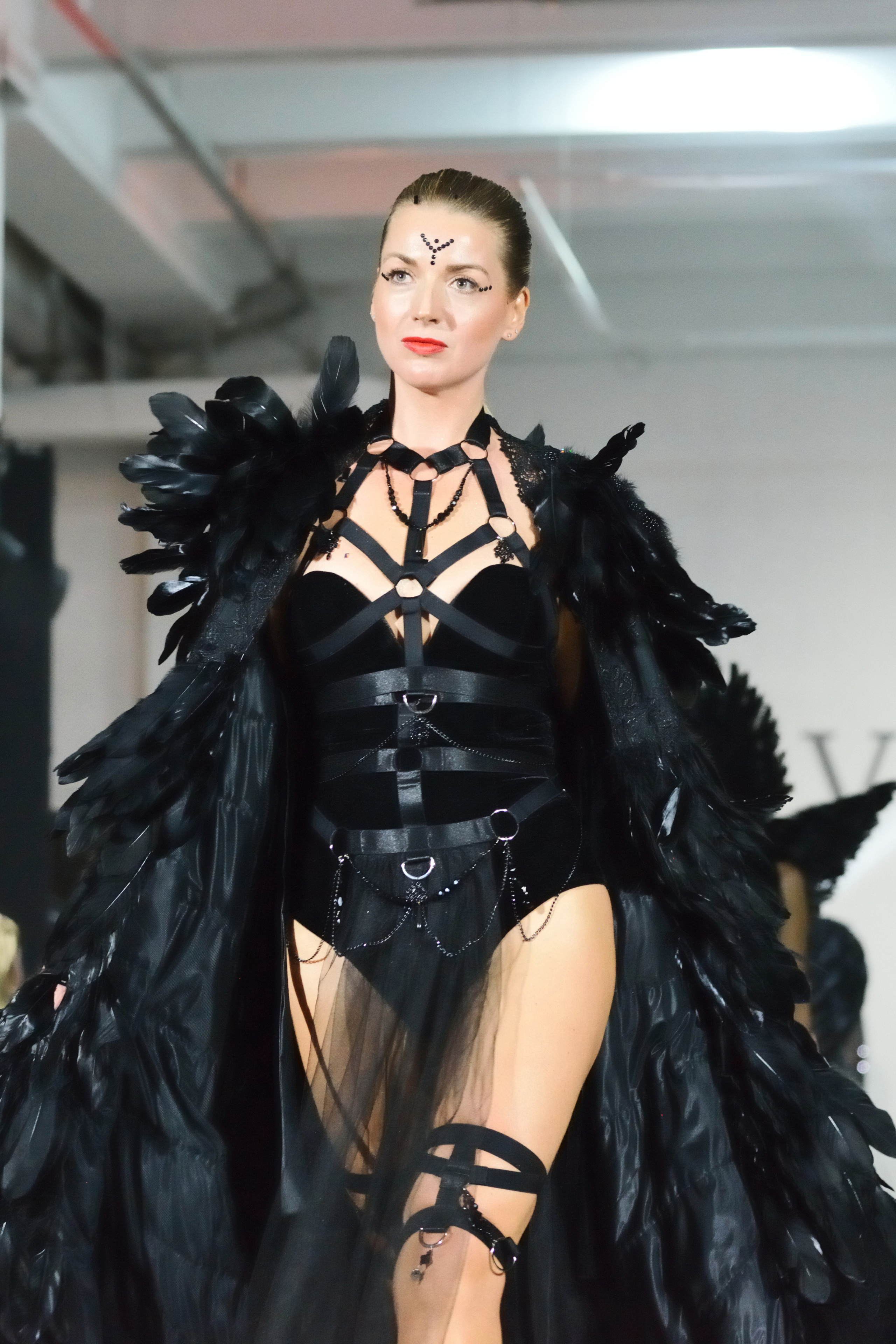 Модель для предметной съемки Екатерина Л. Москва| Sale Easy