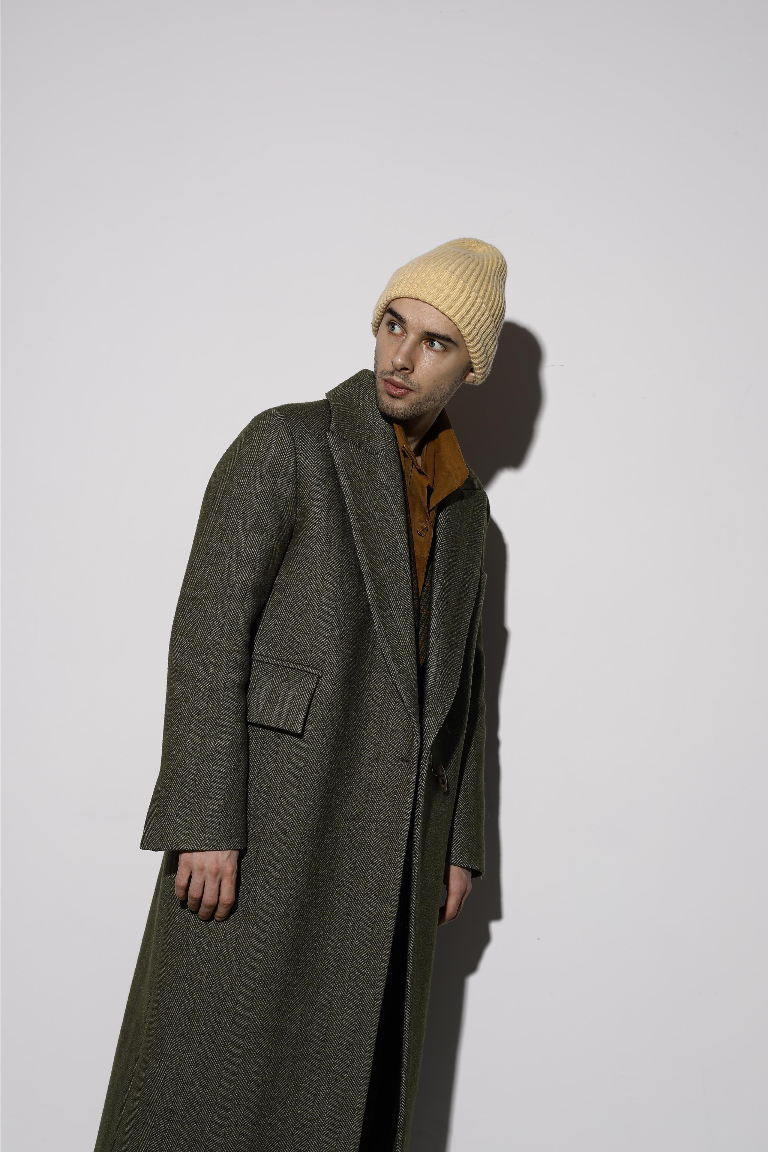 Модель для съемки для интернет магазинов Вадим Москва | Sale Easy