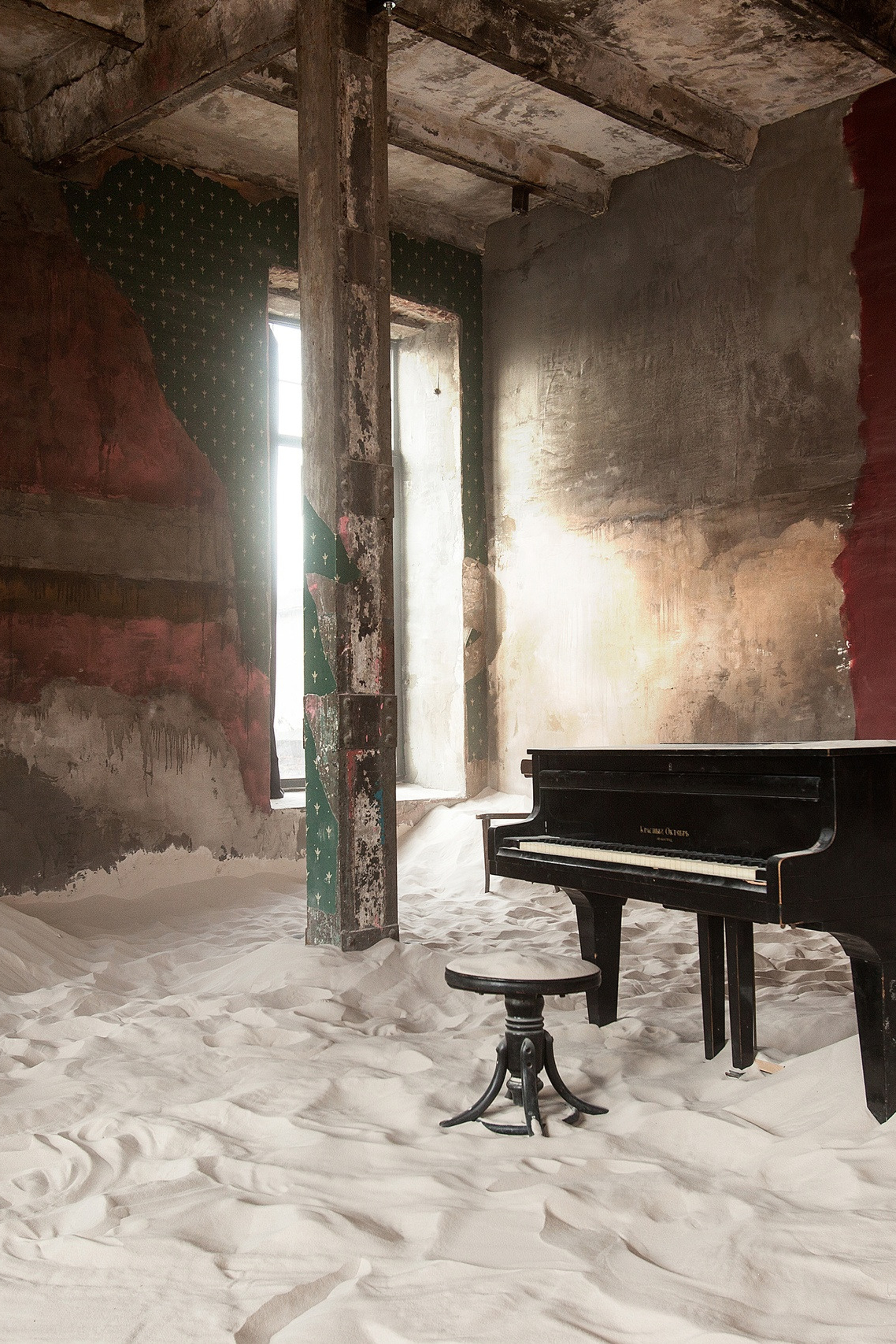 ЛОКАЦИЯ 223 — зал Песок для предм. съемки С.-Пб|Sale Easy