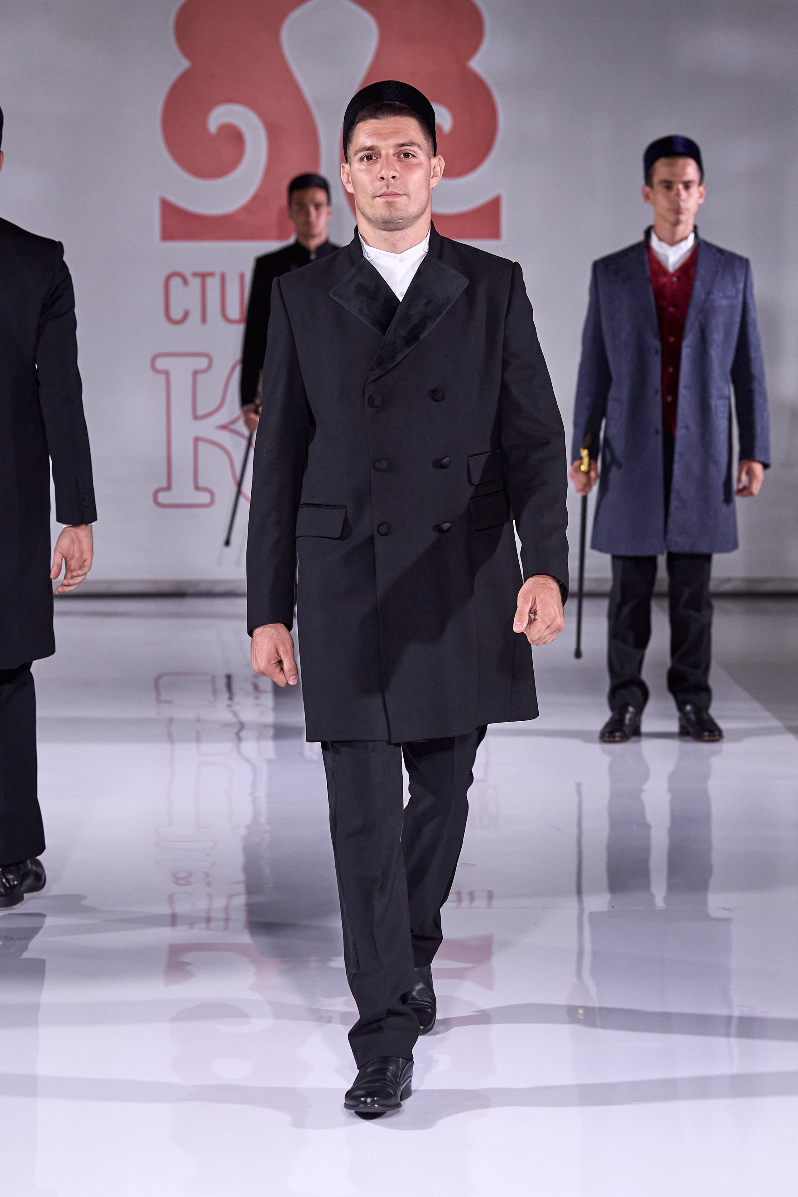 Модель для съемки на маркетплейсы Артём Казань| Sale Easy