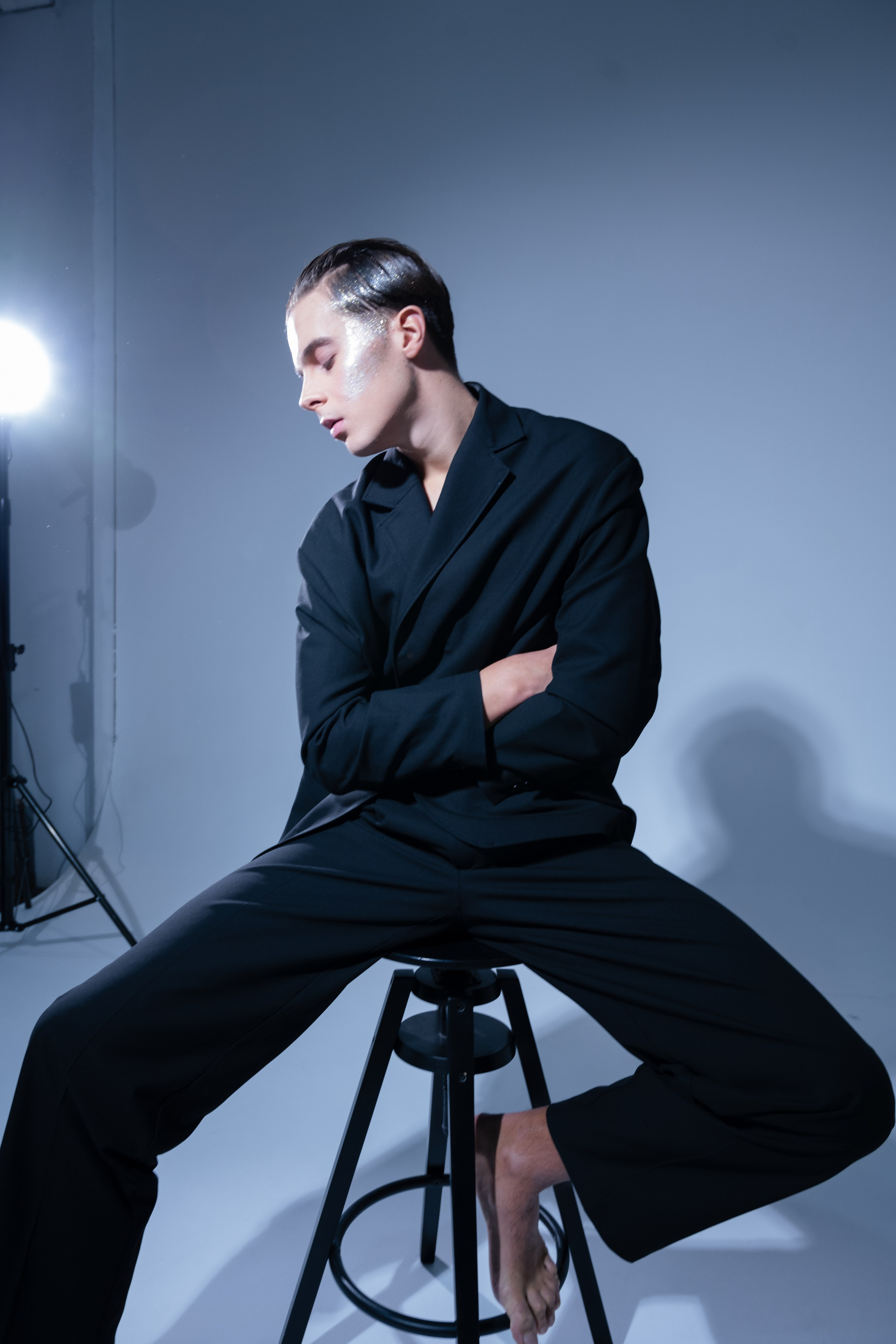 Модель для предметной съемки Богдан Н.Новгород | Sale Easy