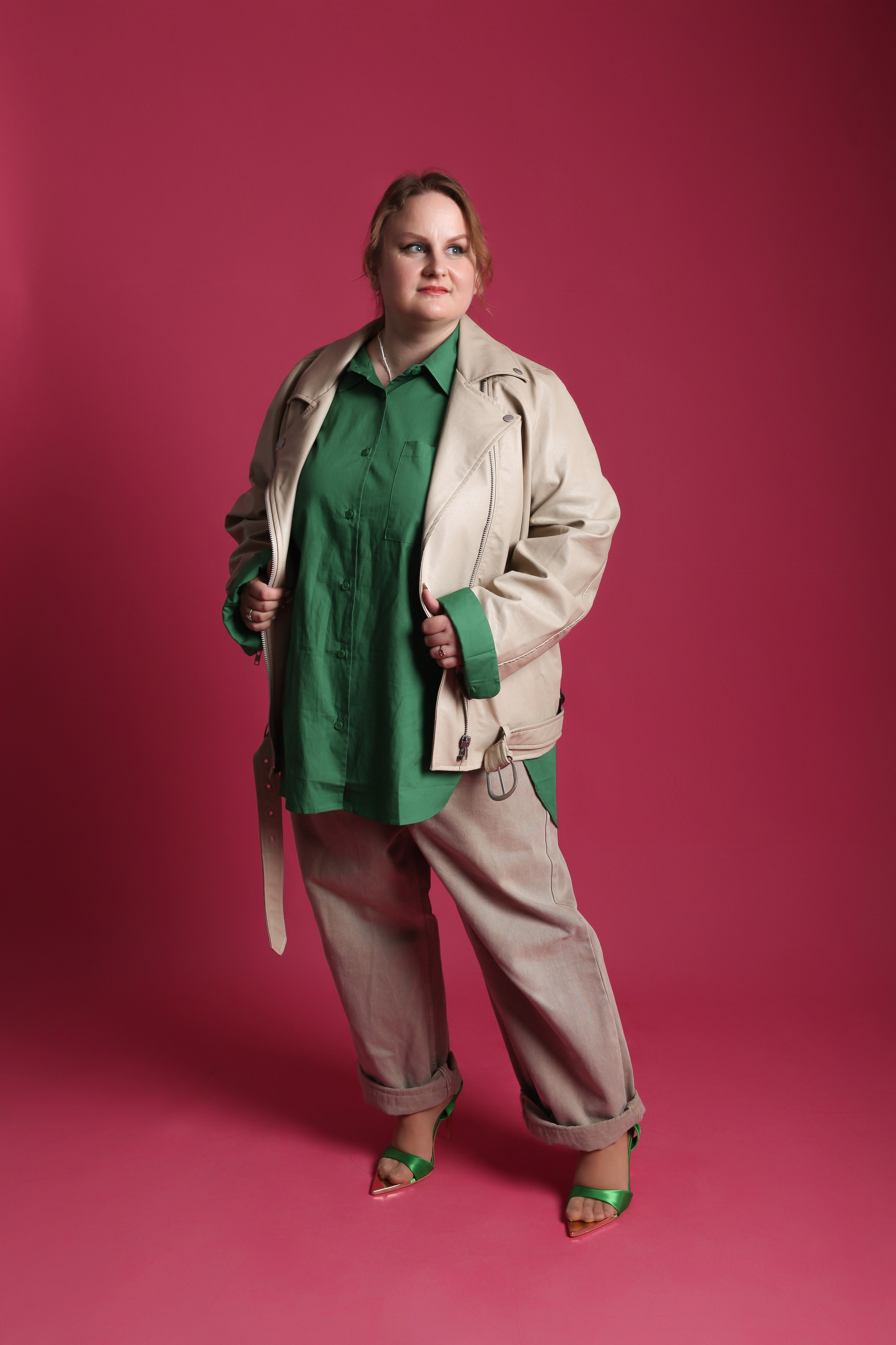 Модель plus size  для предметной съемки Света Б.  Новосибирск|Sale Eas