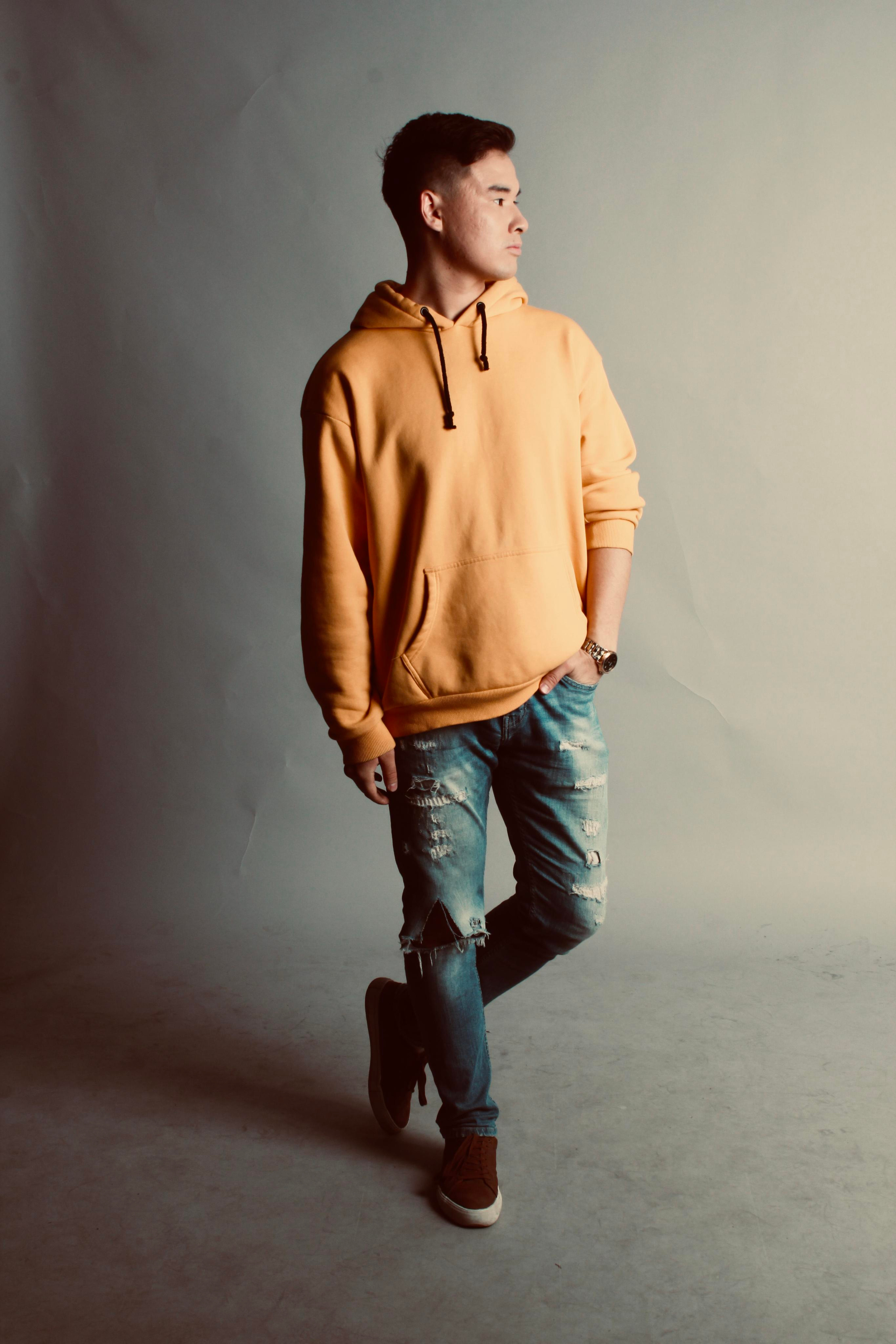 Модель для предметной съемки Данил Б Новосибирск| Sale Easy