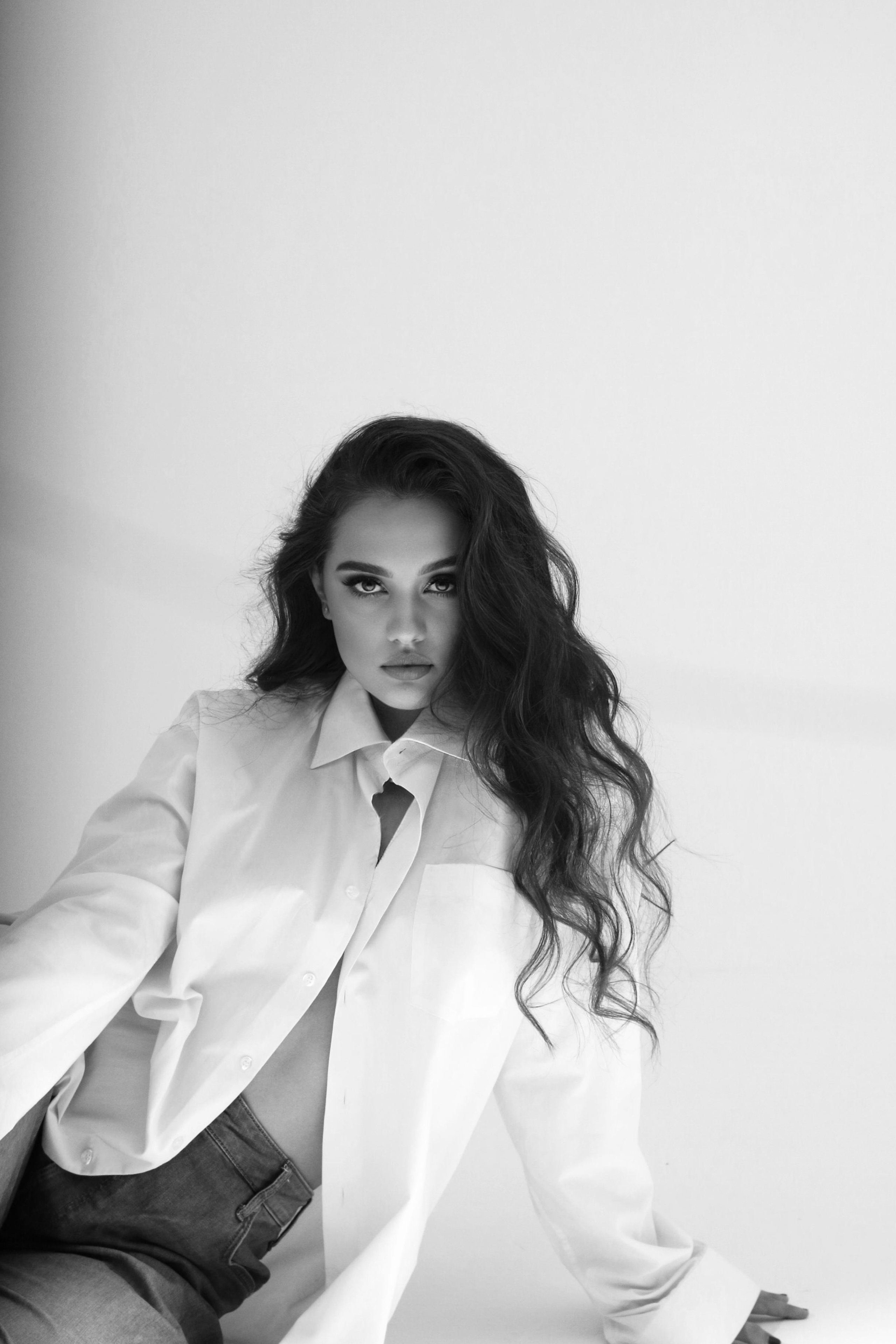 Модель plus size для предметной съемки Елизавета Е. Москва | Sale Easy