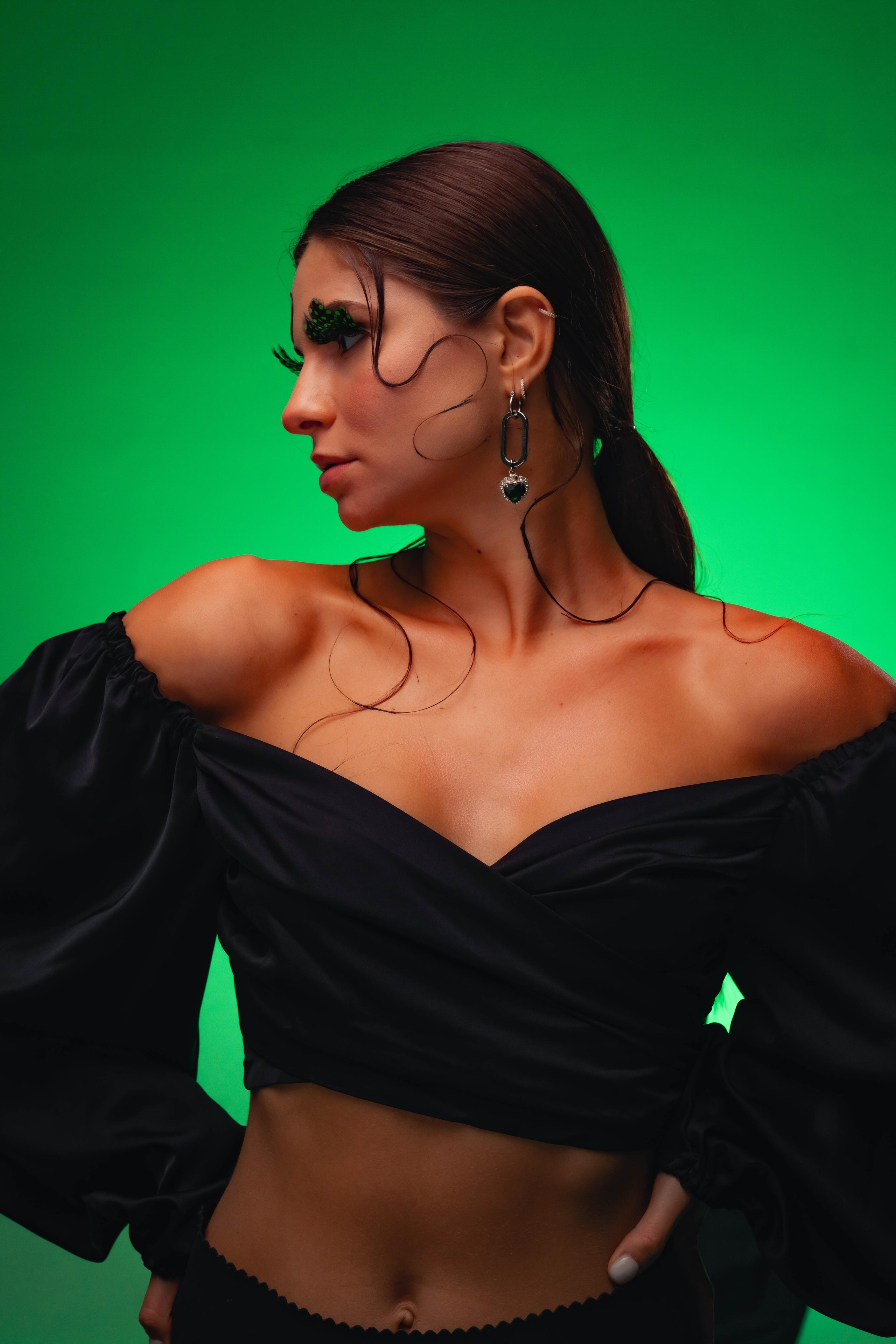 Модель для предметной съемки Ирина Г. Москва| Sale Easy