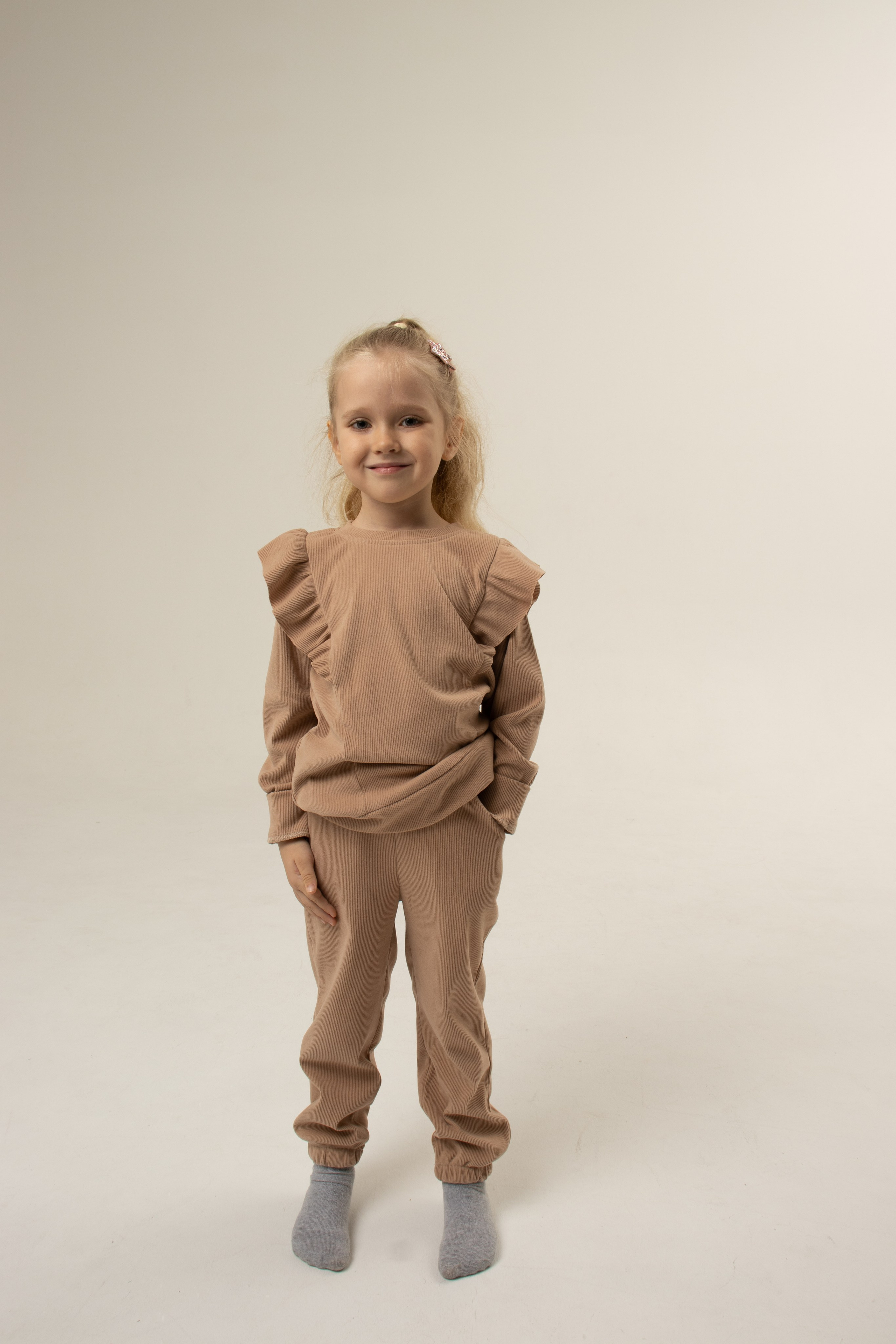 Модель для предметной съемки девочка Василиса В. С.-Пб| Sale Easy