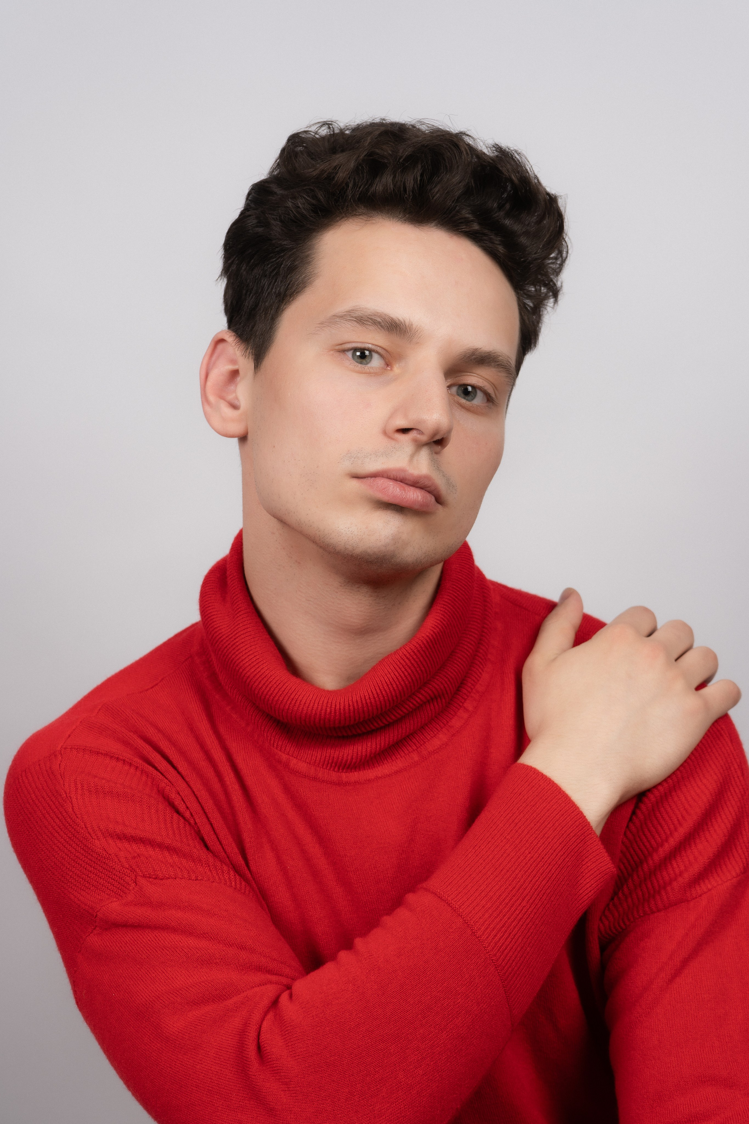 Модель для предметной съемки Александр О Казань| Sale Easy