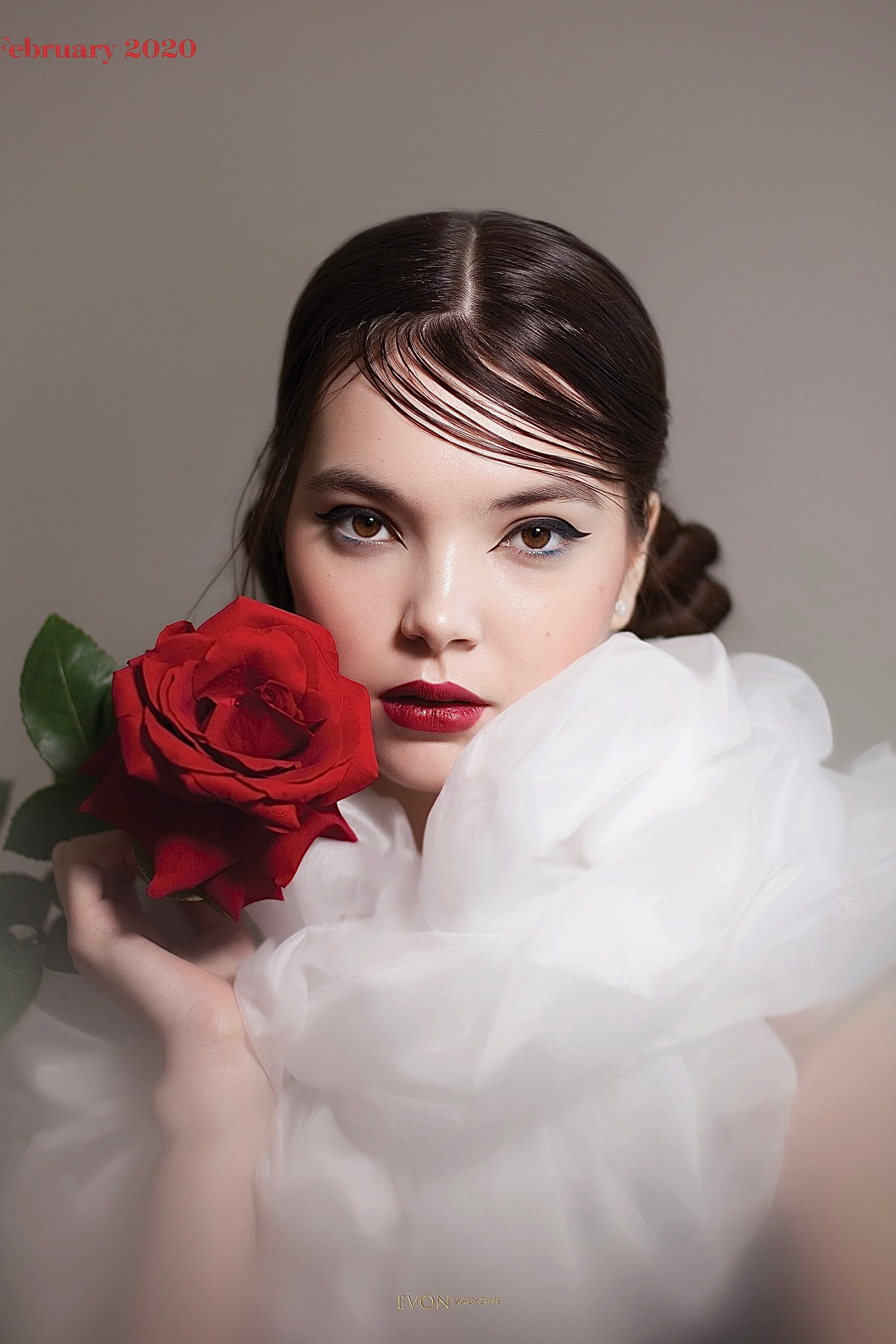 Модель для предметной съемки Аделя А. Казань| Sale Easy