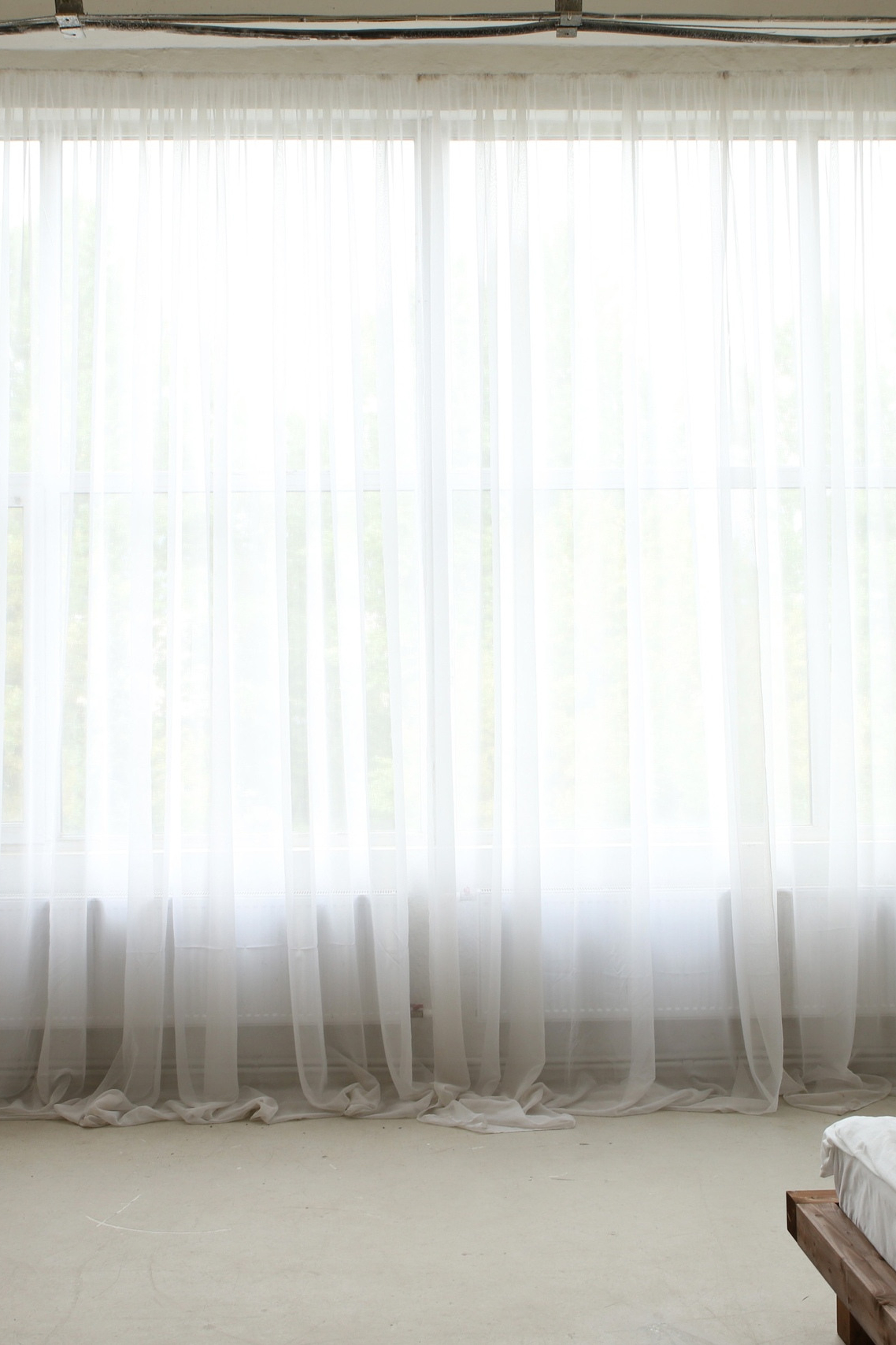 Студия GDEFOTKI — зал Прошел год для предм. съемки С.-Пб|Sale Easy